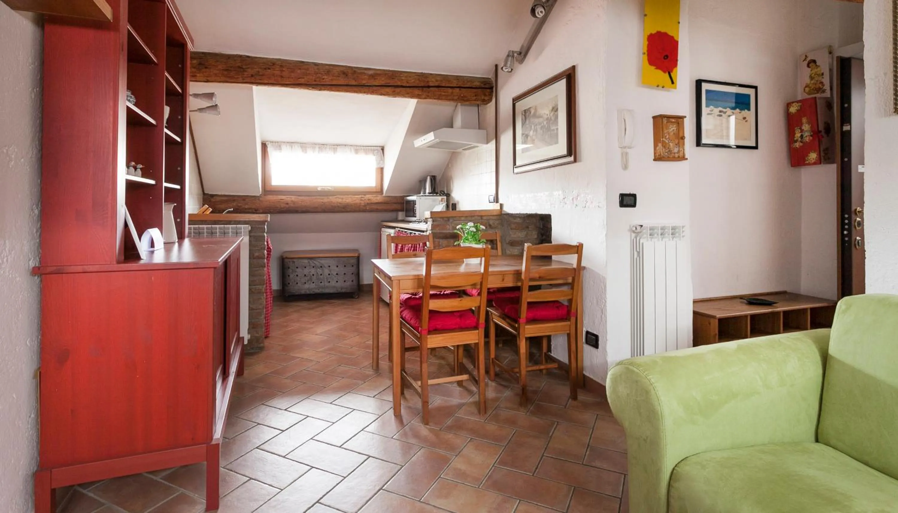 Facade/entrance in Italianway Easy - Panfilo Castaldi 17