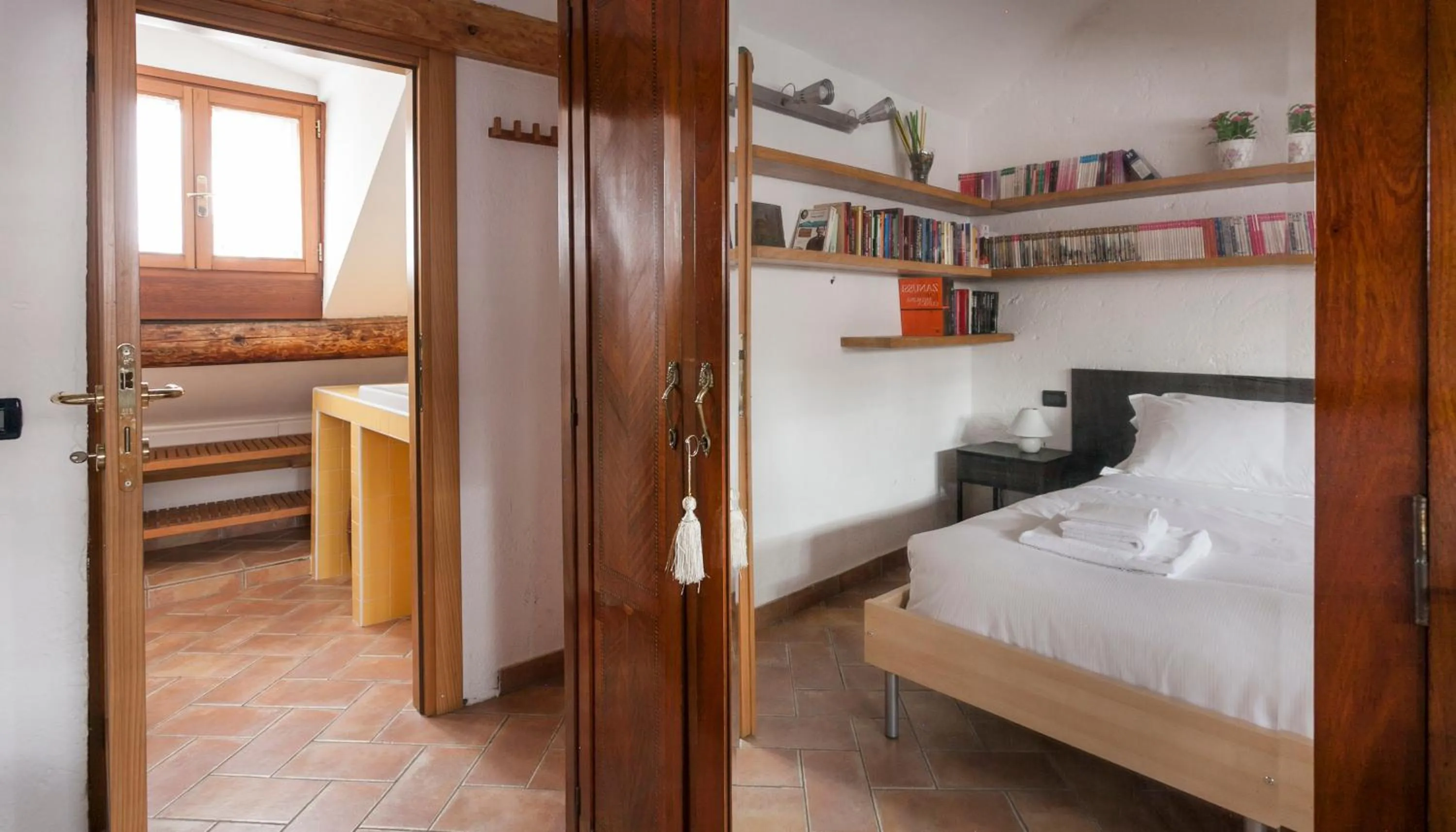 Bedroom, Bed in Italianway Easy - Panfilo Castaldi 17