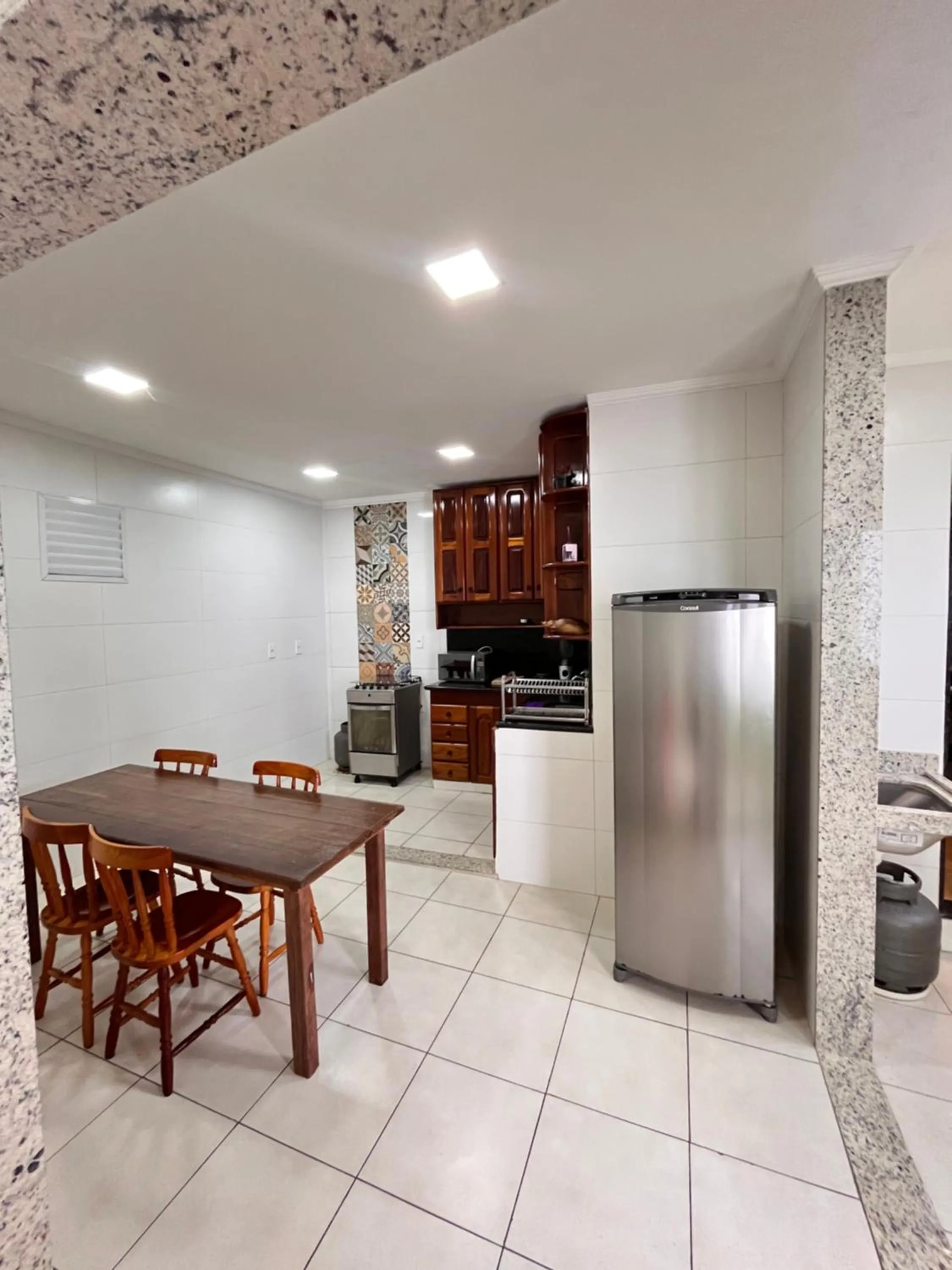 Arraial Temporada - Vá a Pé para a Praia