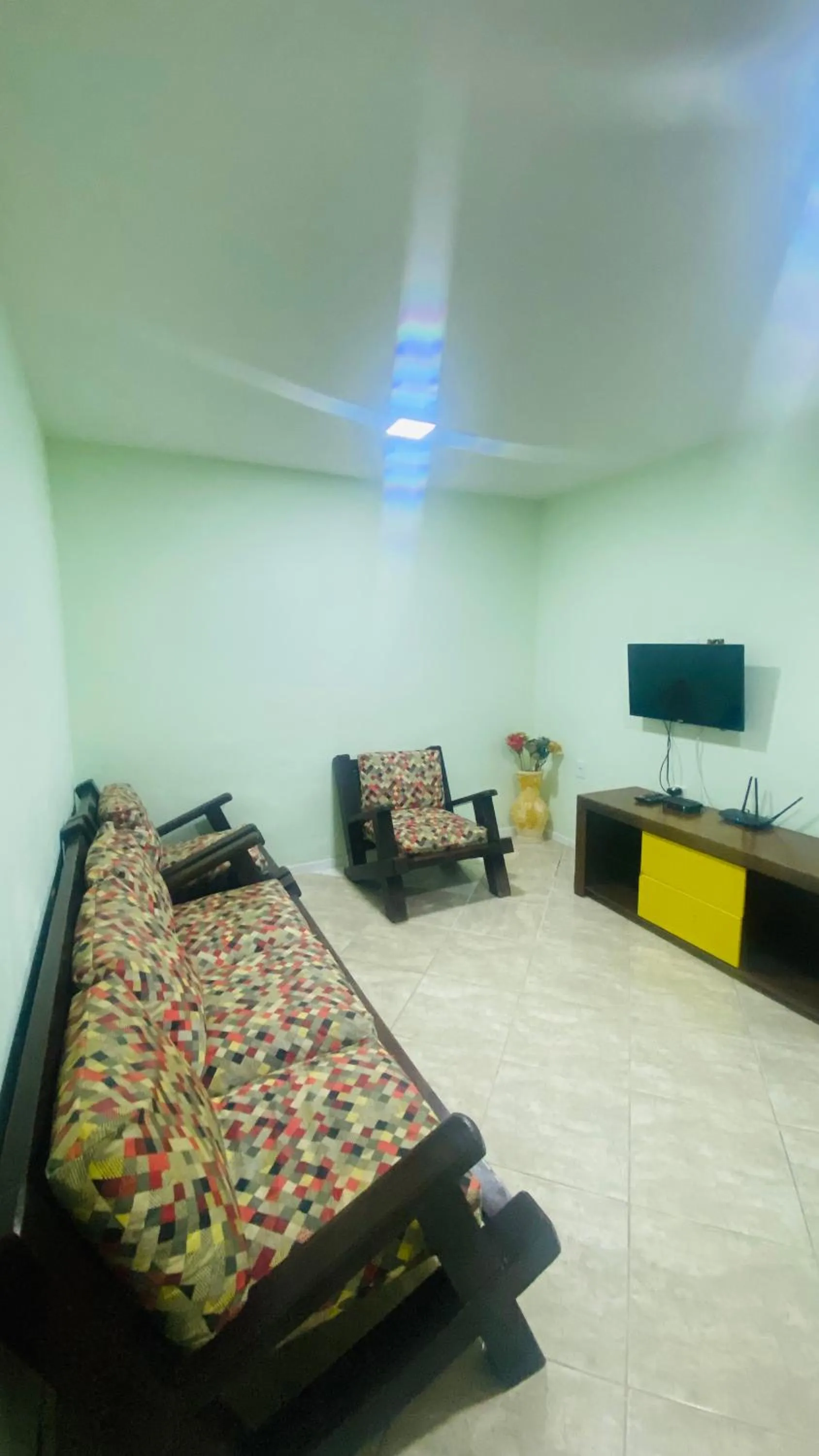 Living room, Bed in Arraial Temporada - Vá a Pé para a Praia