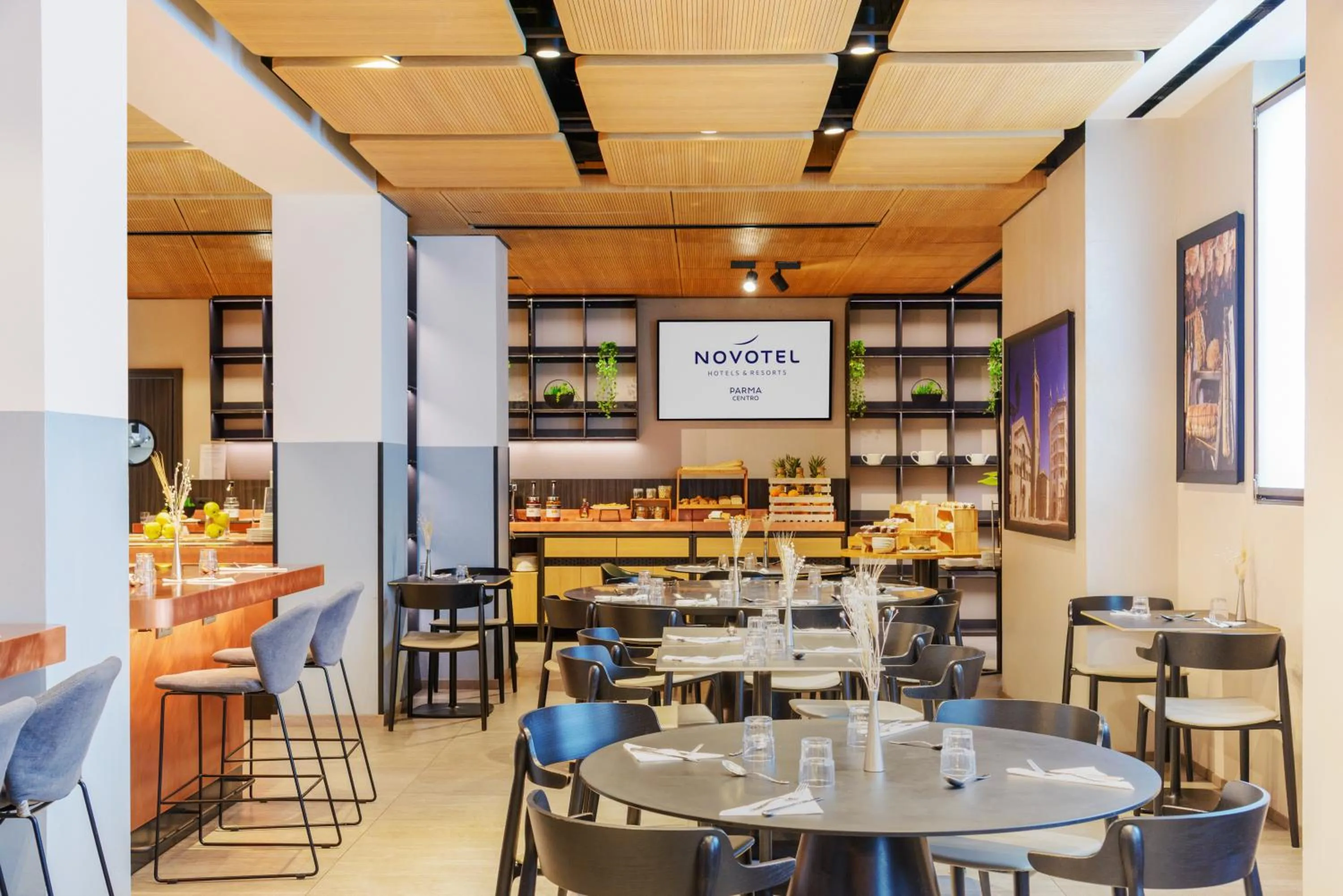 Breakfast in Novotel Parma Centro