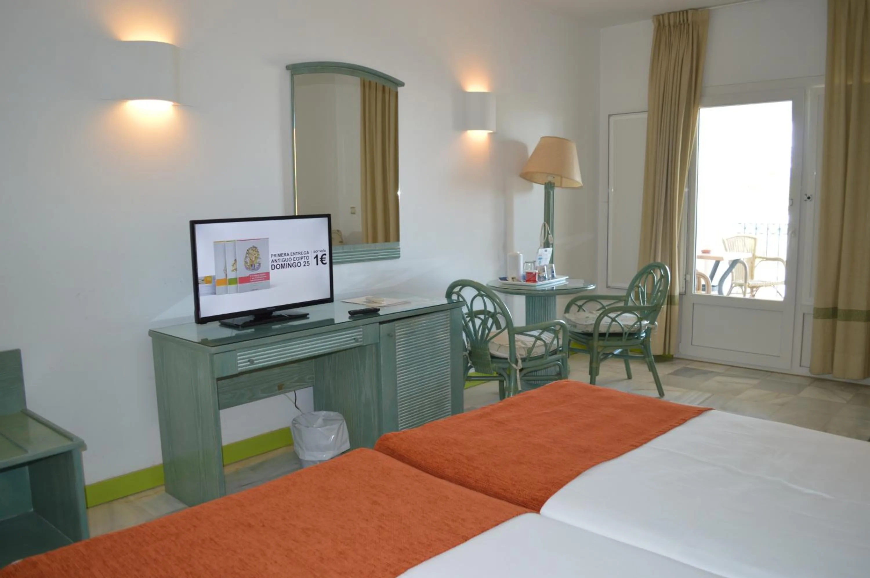 TV and multimedia, Bed in Hotel Puntazo II