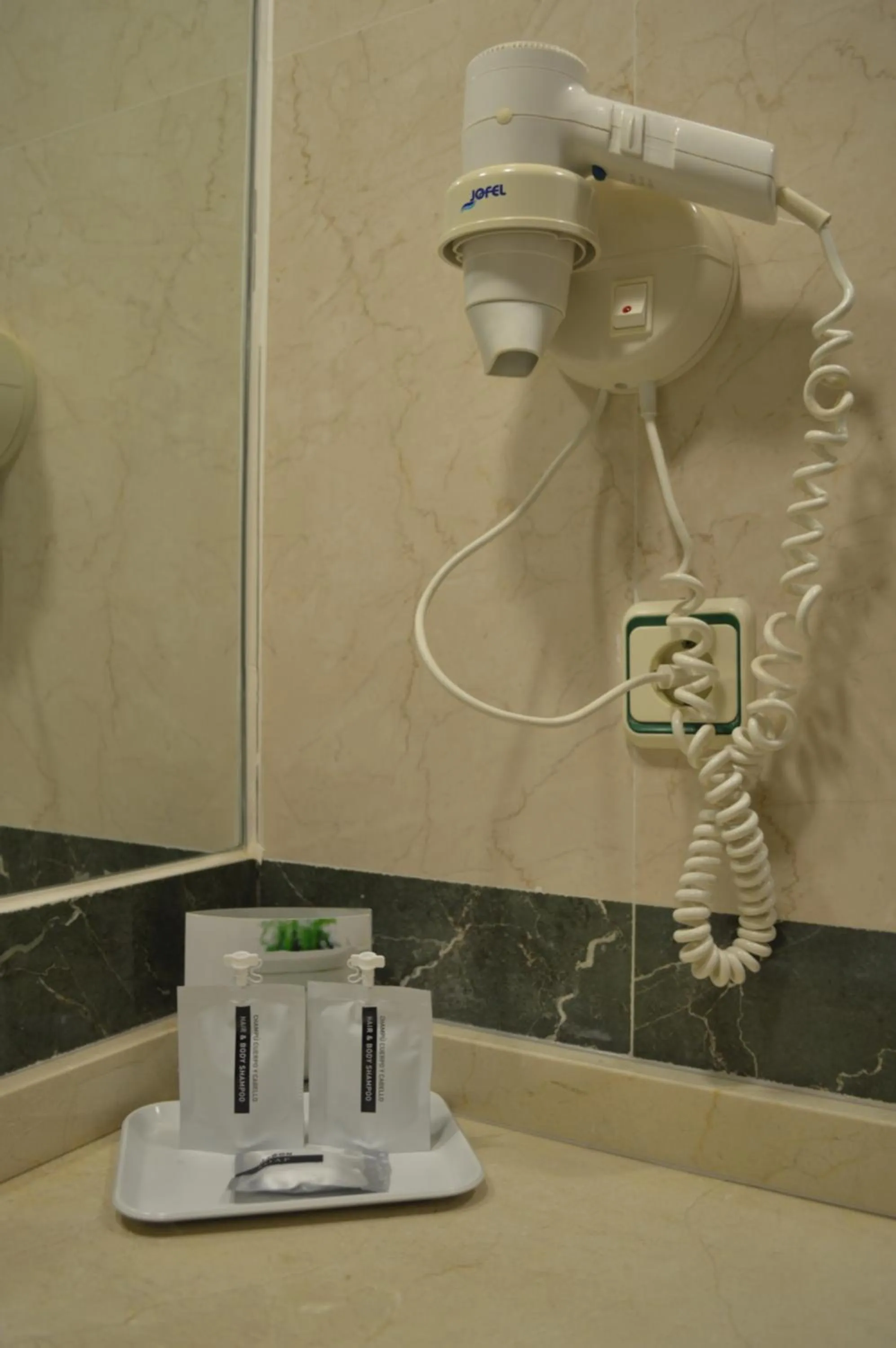 Bathroom in Hotel Puntazo II