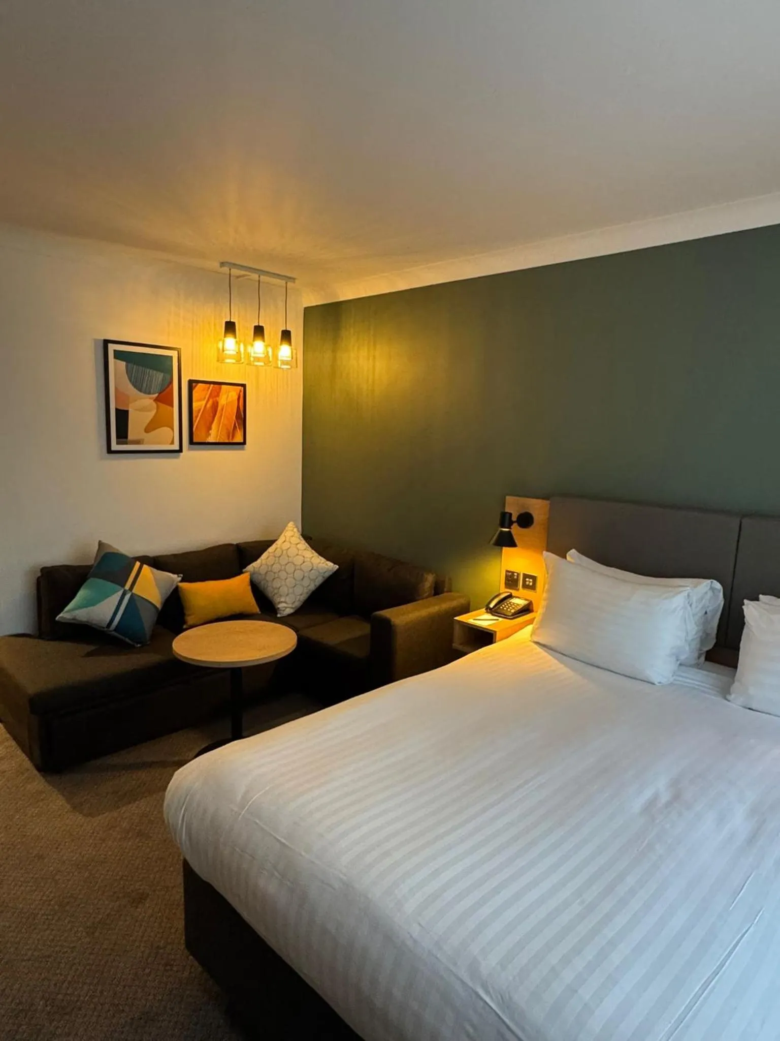 Bedroom, Bed in Holiday Inn Newport by IHG