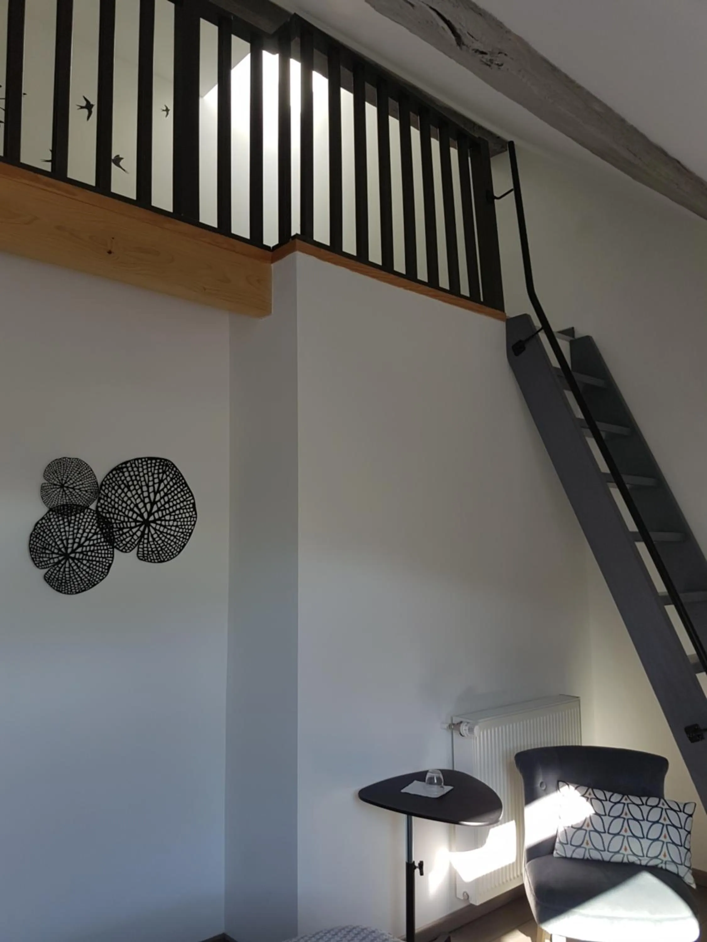 Decorative detail in Domaine Le Puits du Moulin