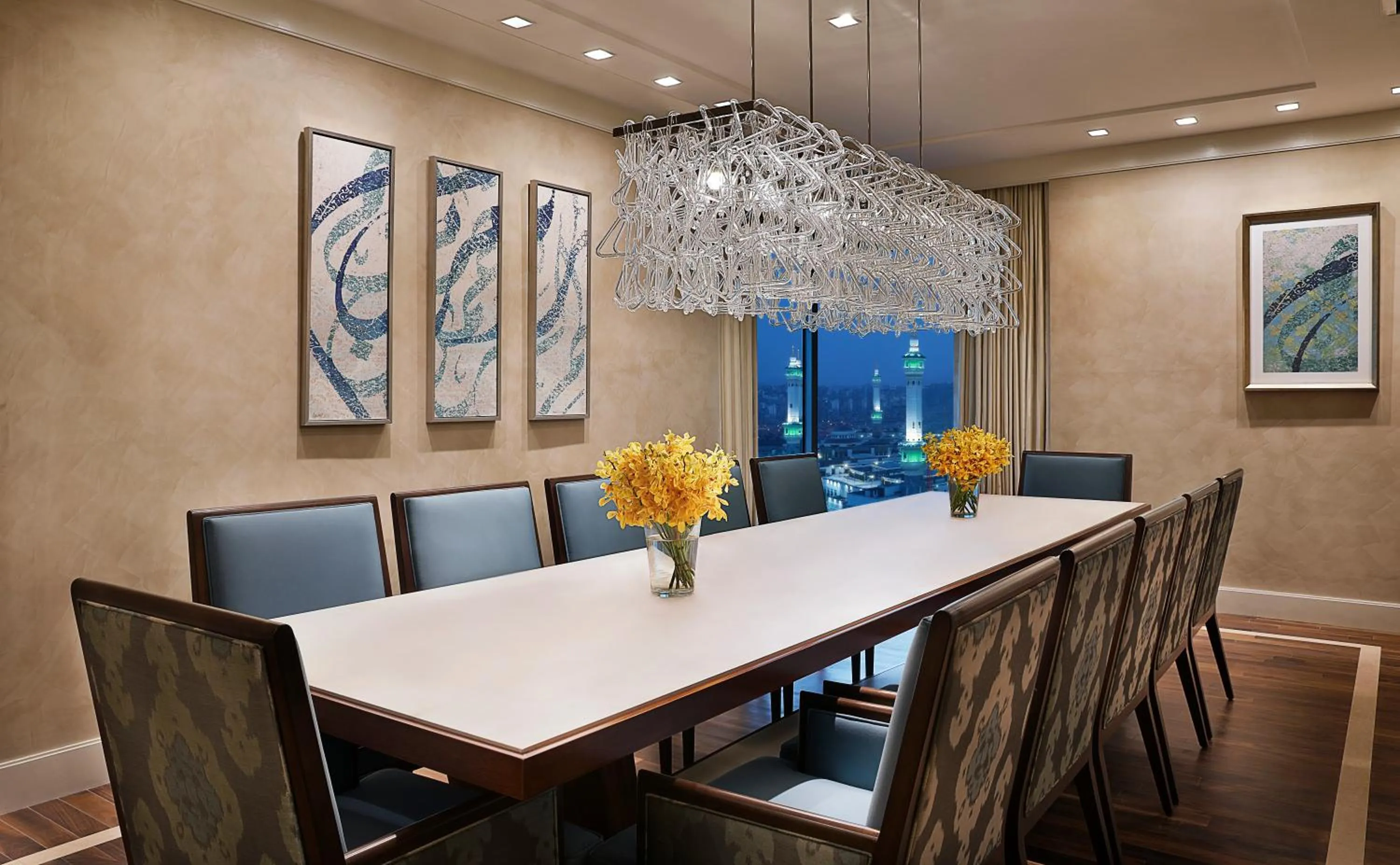 Seating area in Hilton Hotel & Convention Jabal Omar Makkah