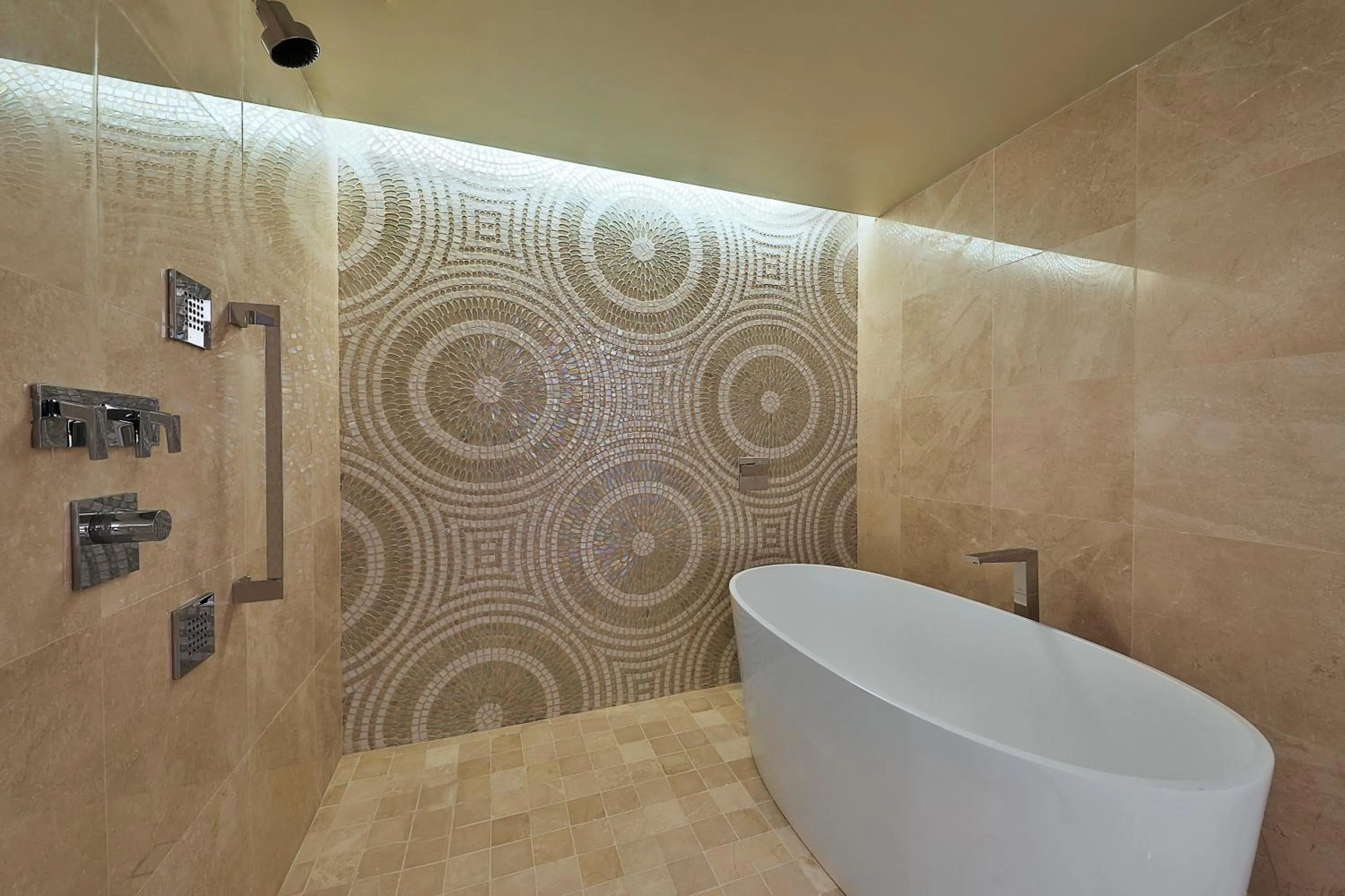 Shower in Hilton Hotel & Convention Jabal Omar Makkah