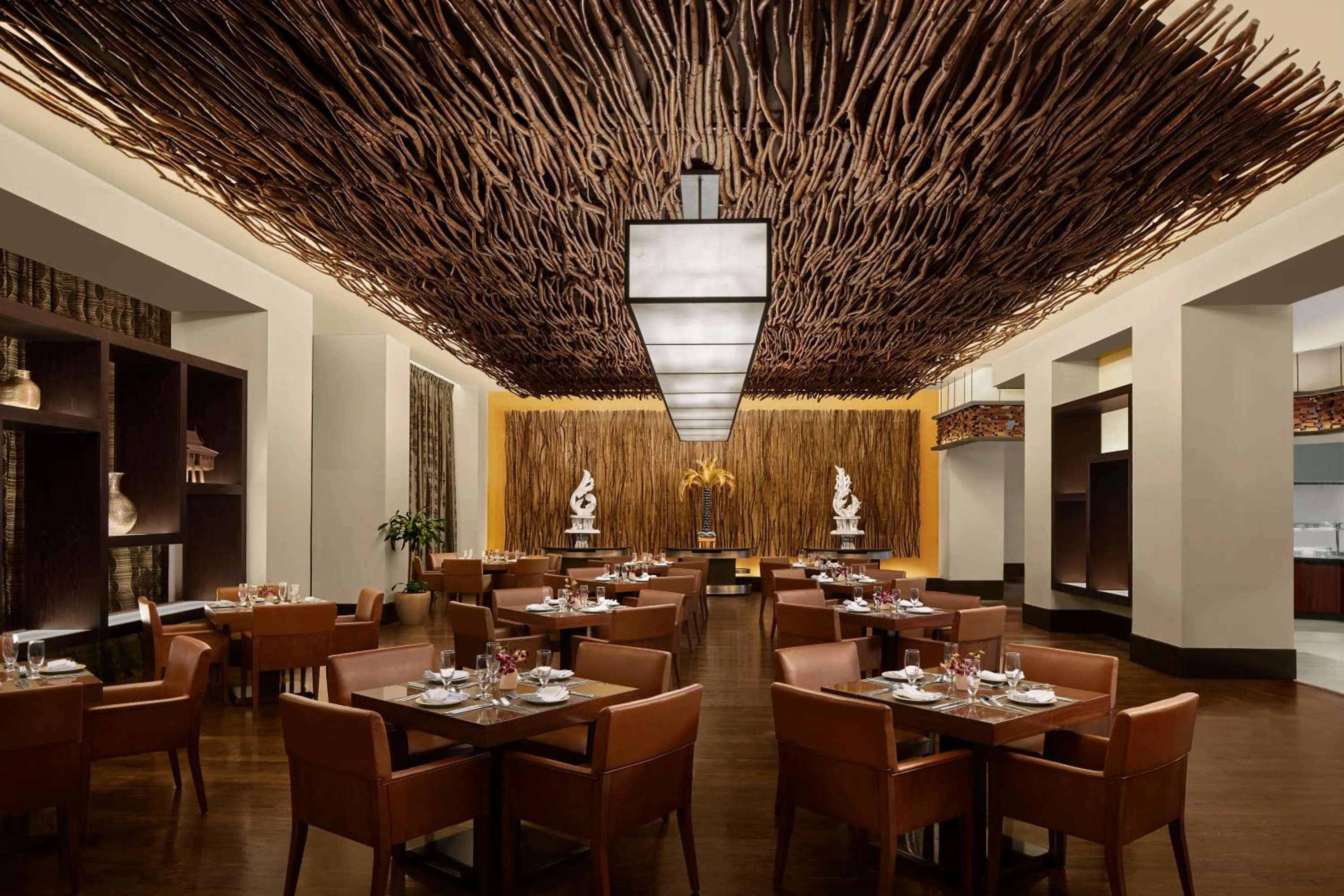 Restaurant/places to eat in Hilton Hotel & Convention Jabal Omar Makkah