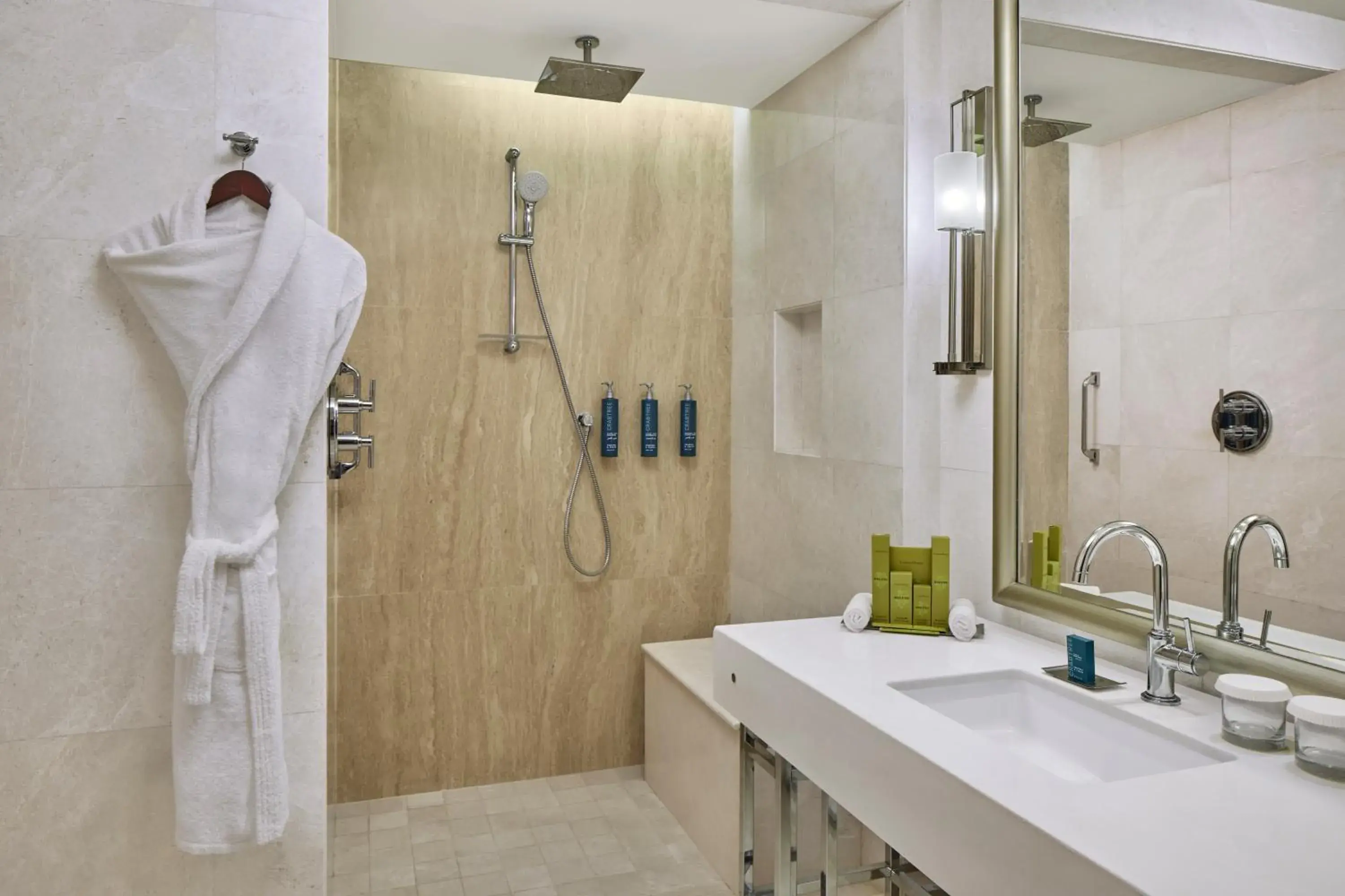 Suite with Haram View - single occupancy in Hilton Hotel & Convention Jabal Omar Makkah Suite with Haram View - single occupancy in Hilton Hotel & Convention Jabal Omar Makkah