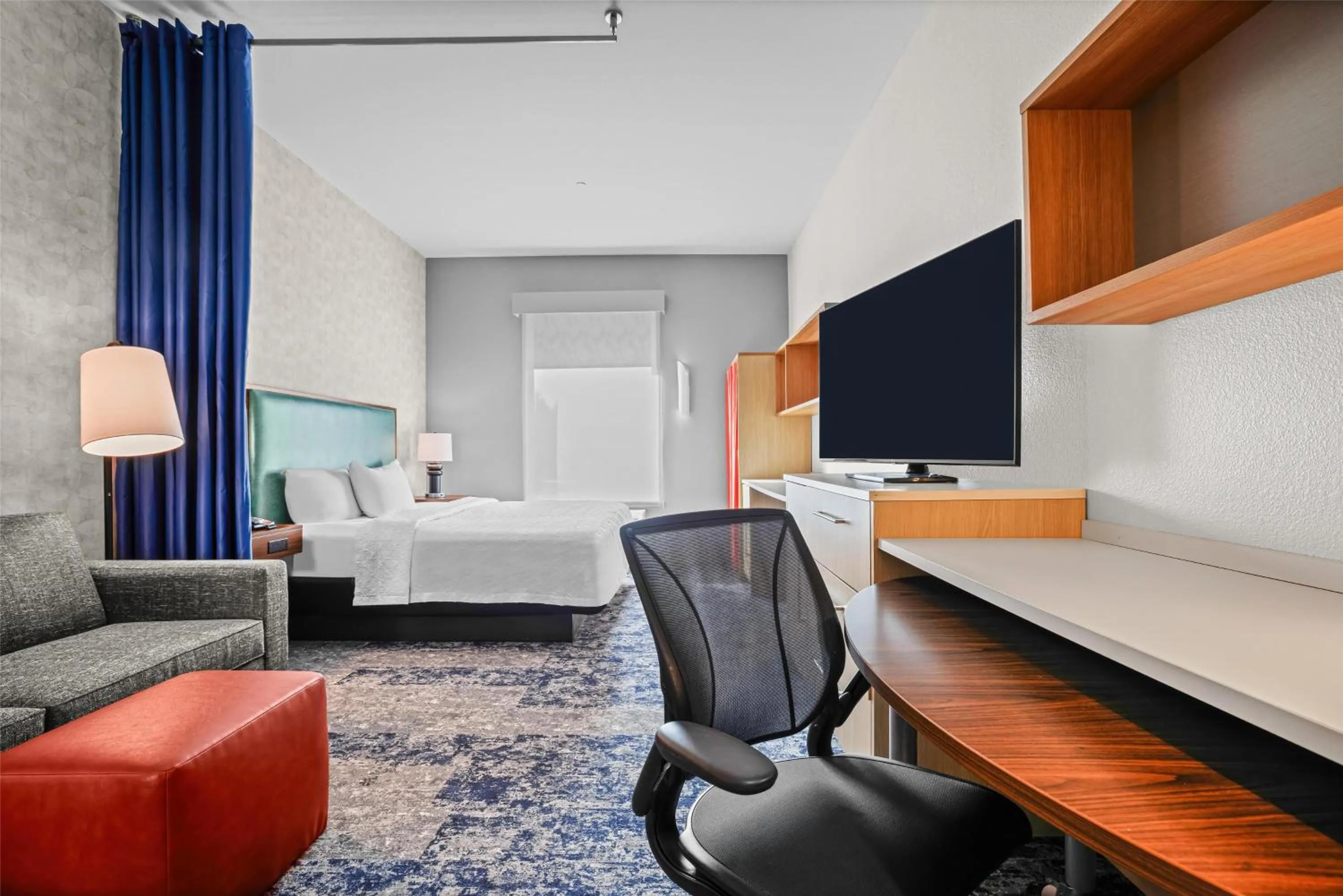 Bed in Home2 Suites By Hilton Pigeon Forge