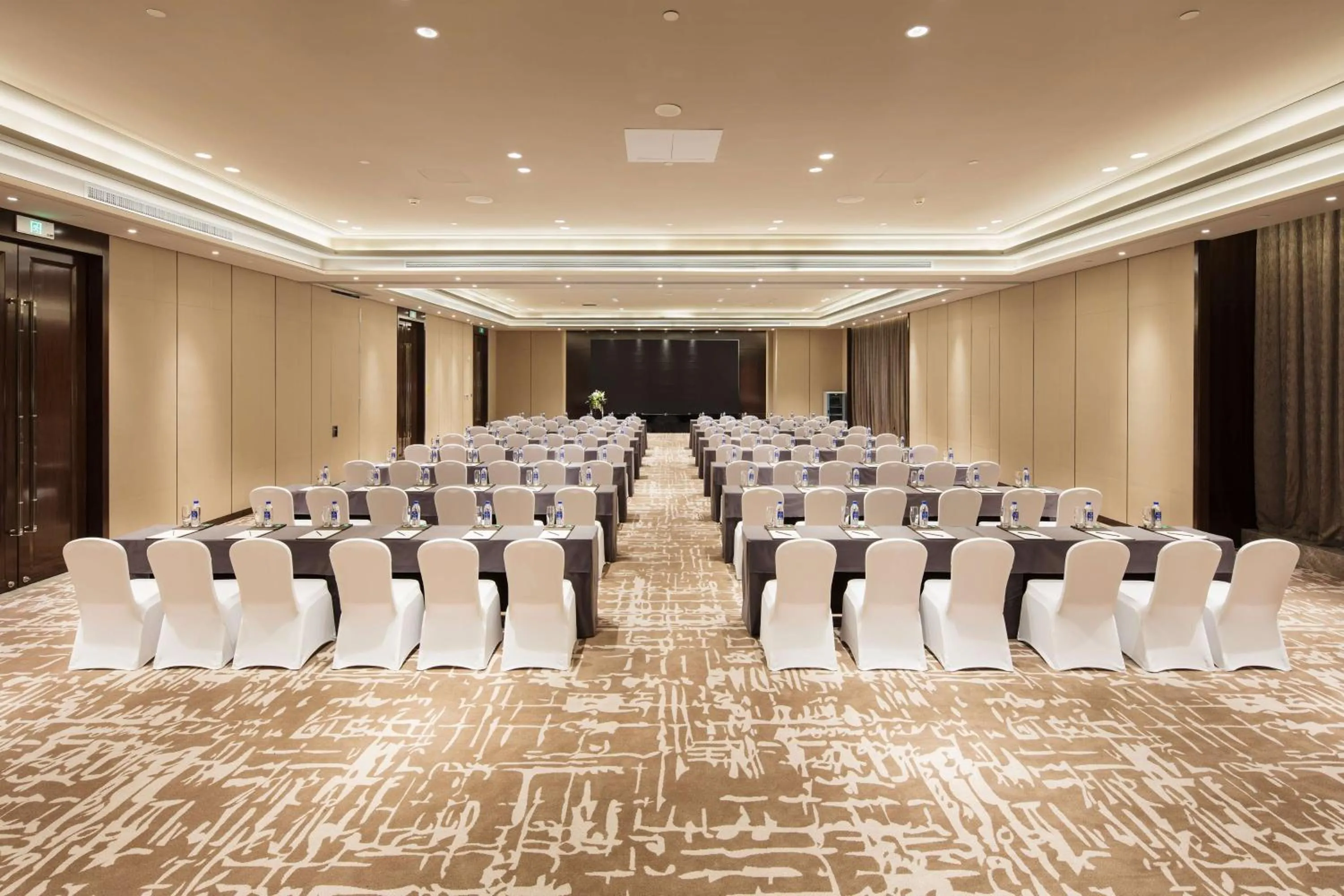 Meeting/conference room in DoubleTree By Hilton Xiamen-Haicang
