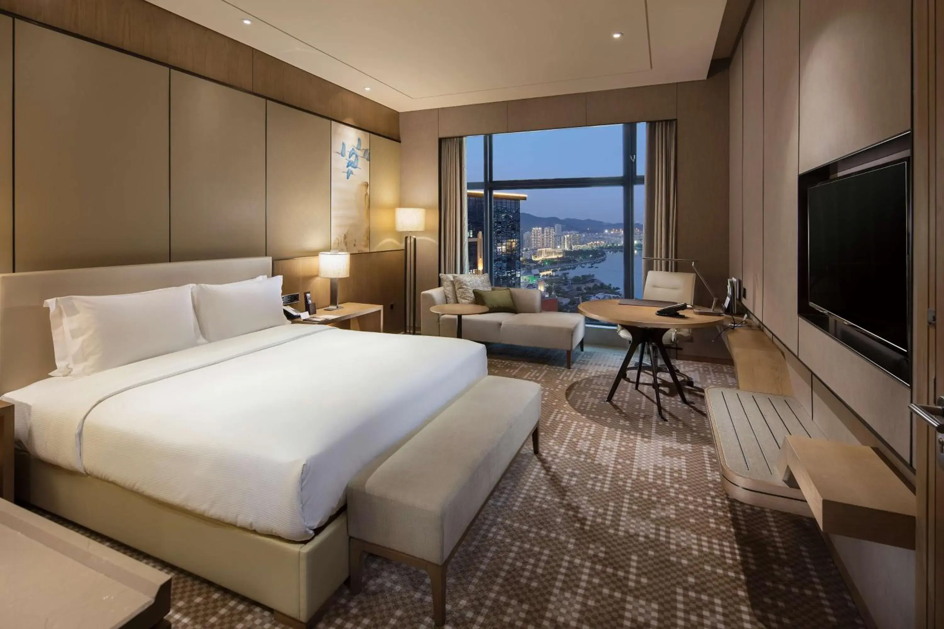King Room - Mobility Accessible in DoubleTree By Hilton Xiamen-Haicang King Room - Mobility Accessible in DoubleTree By Hilton Xiamen-Haicang