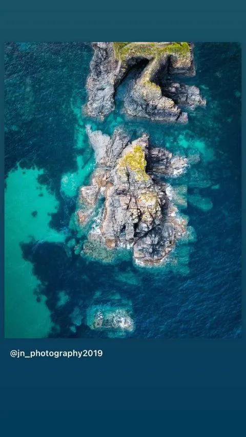Natural landscape in Cadgwith Cove Inn