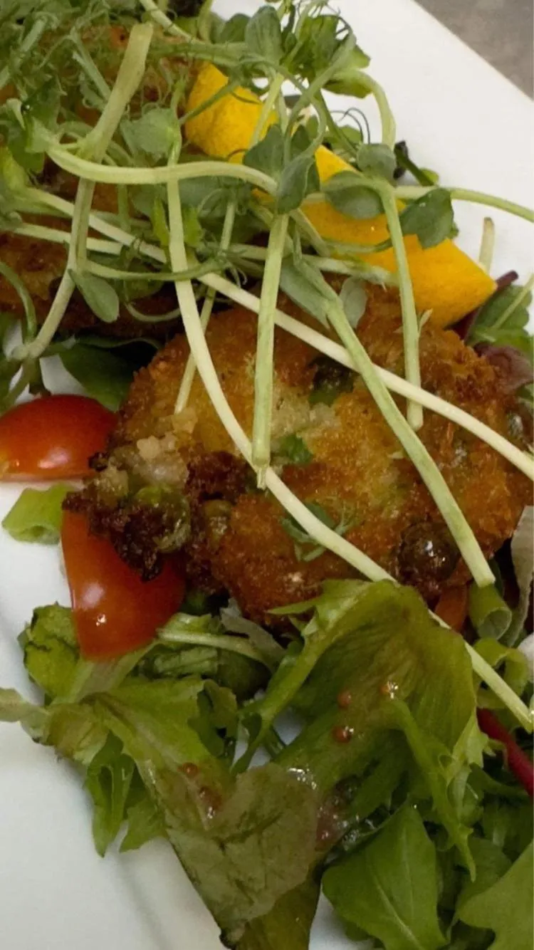 Food in Cadgwith Cove Inn