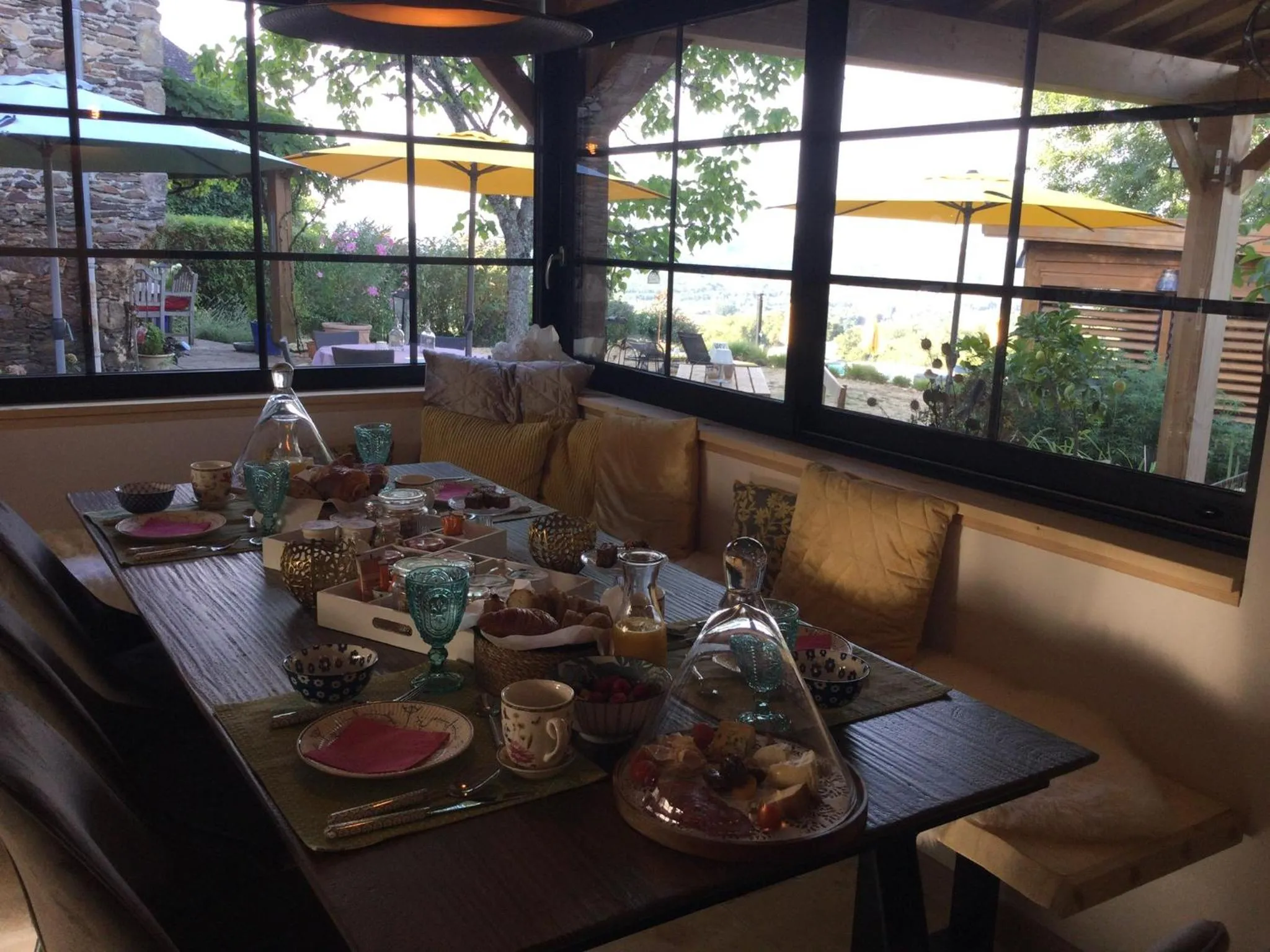 Property building in La Maison Bleue