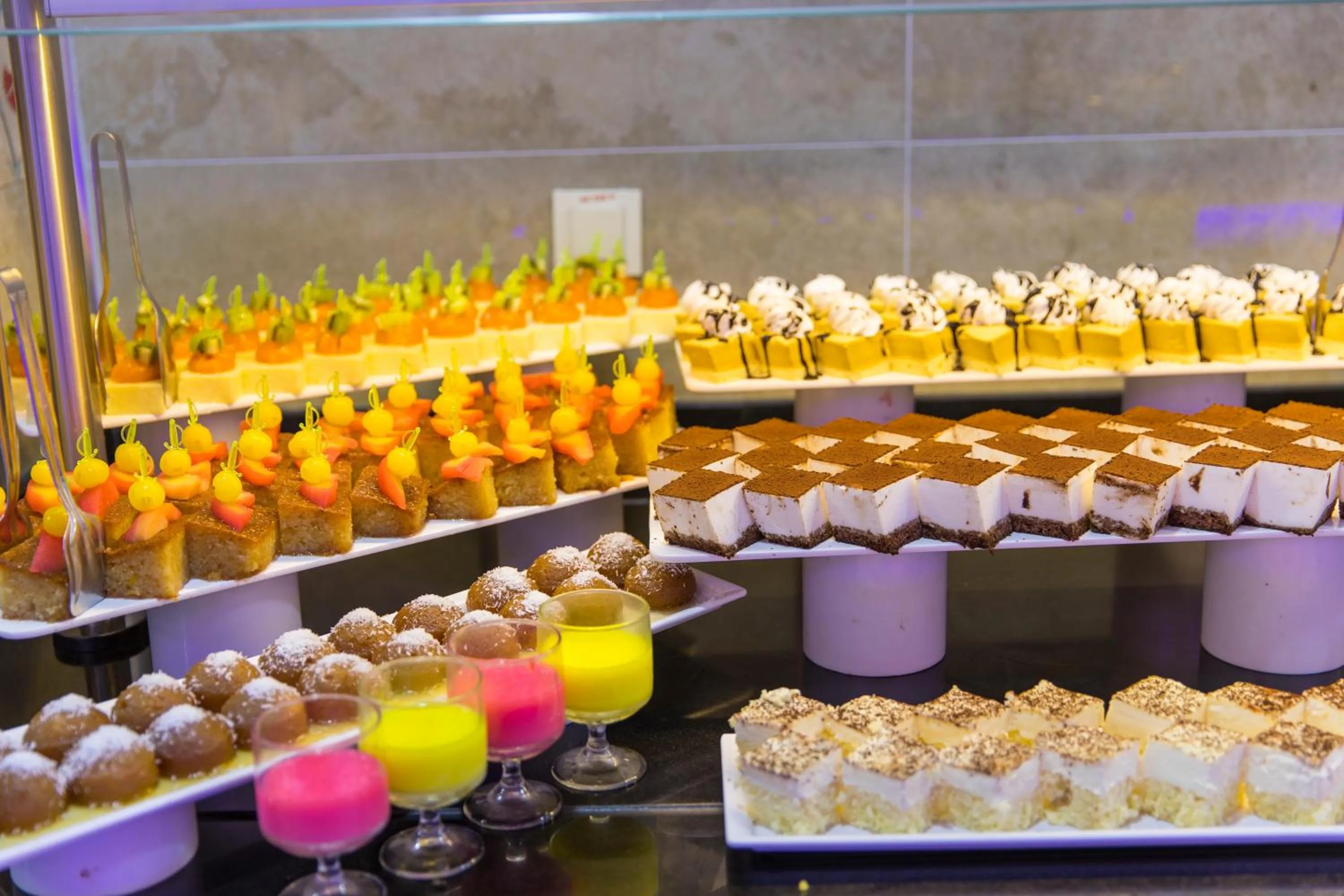 Food and drinks in Holiday Park Resort - Ultra All İnclusive