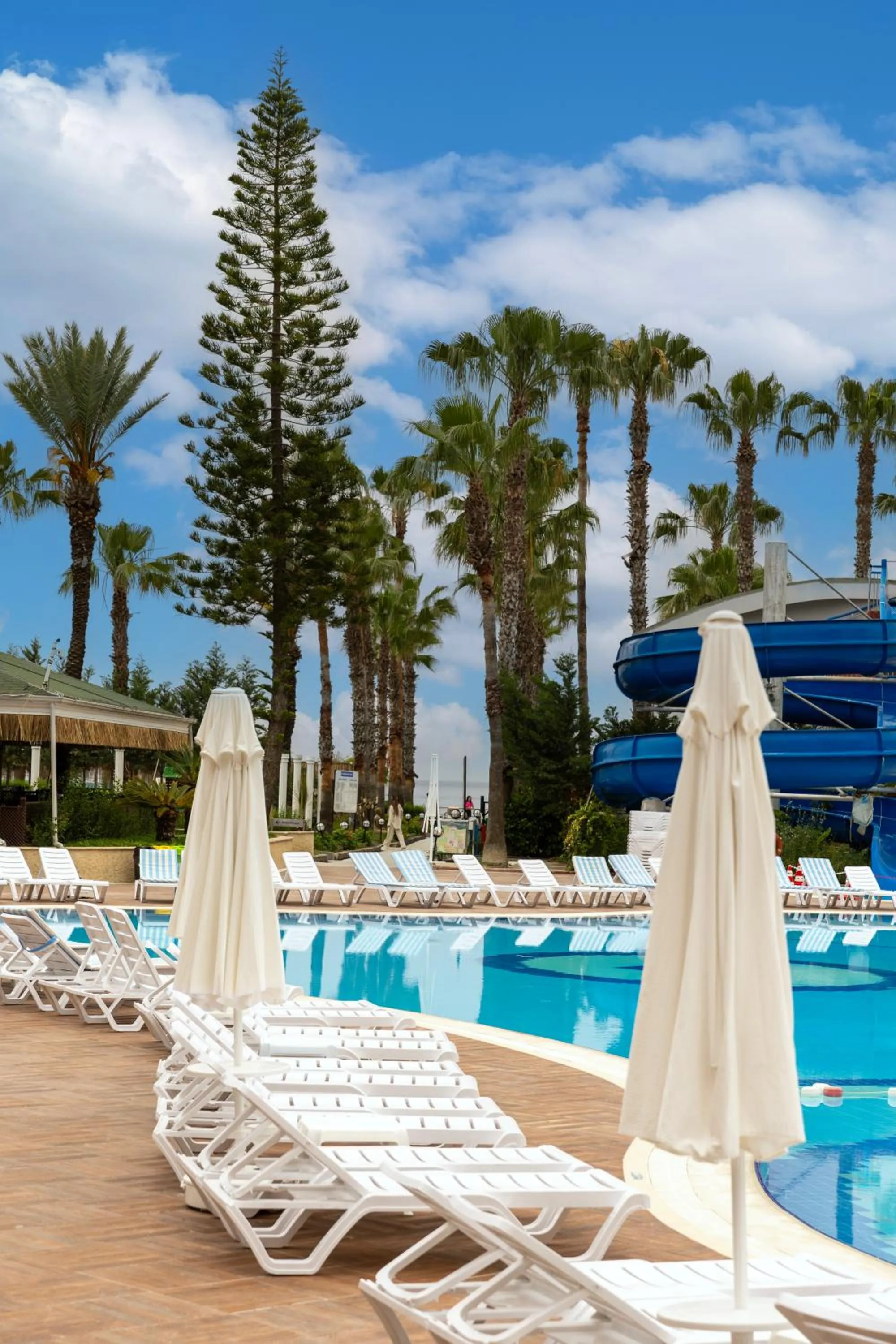 Pool view in Holiday Park Resort - Ultra All İnclusive