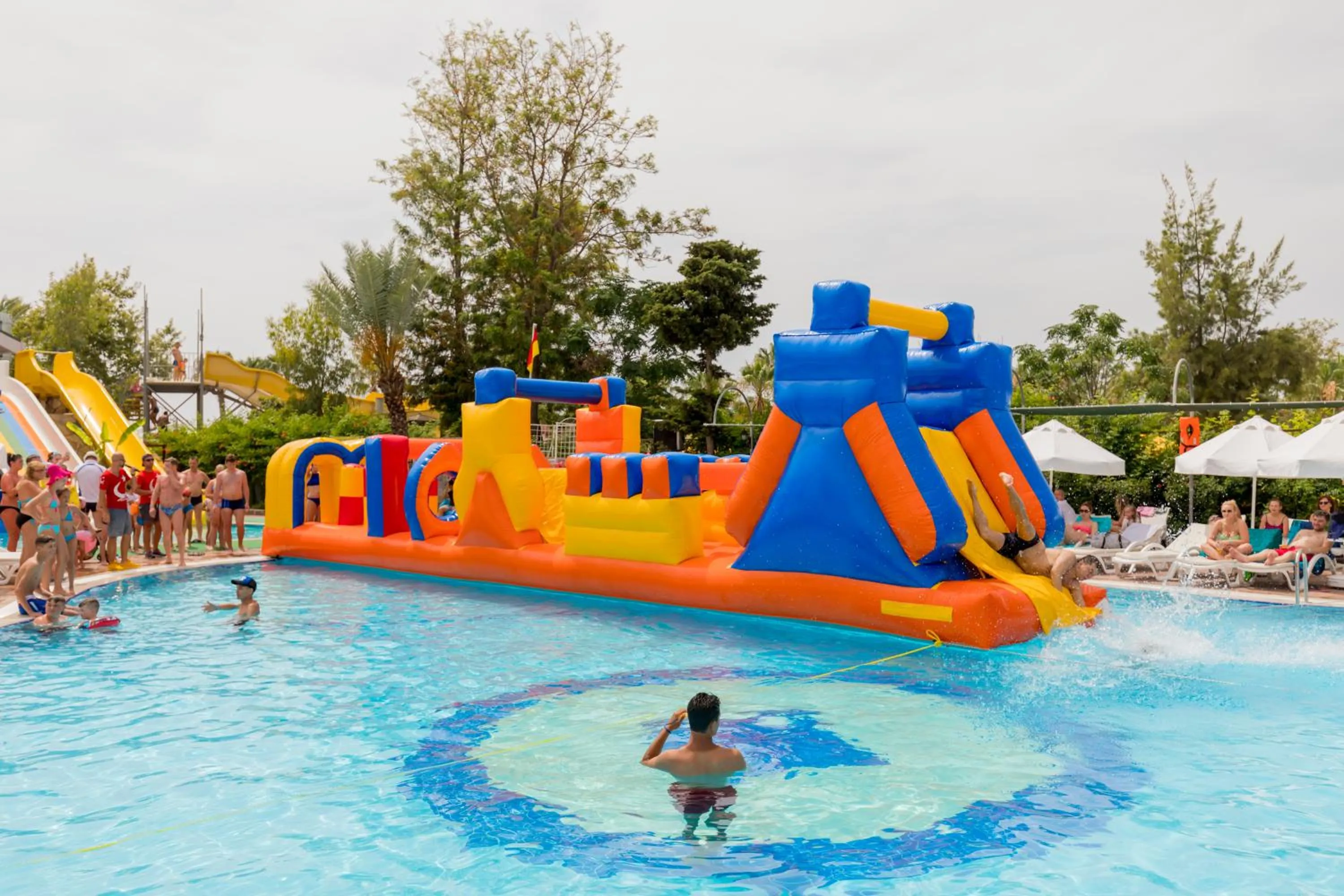 Pool view in Holiday Park Resort - Ultra All İnclusive