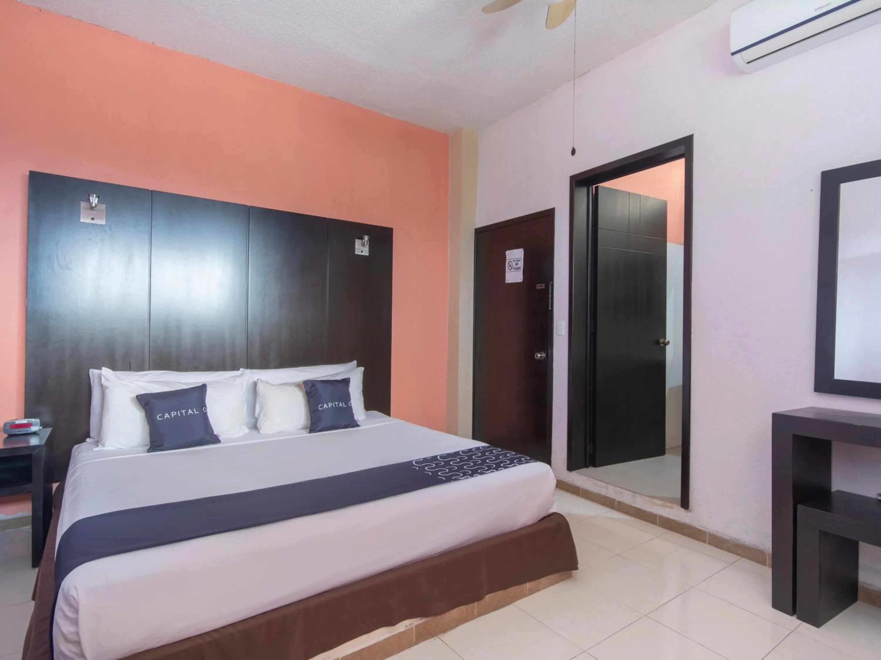 Bedroom in Hotel Spa Shalam