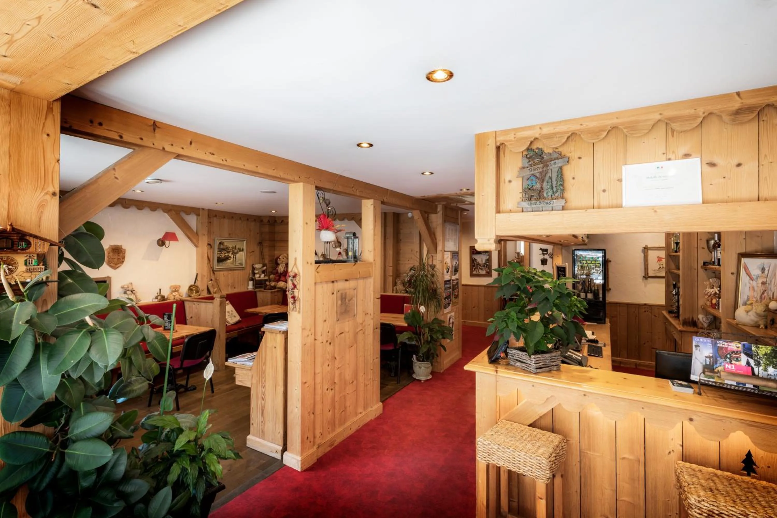 Communal lounge/ TV room in Hotel Le Littoral