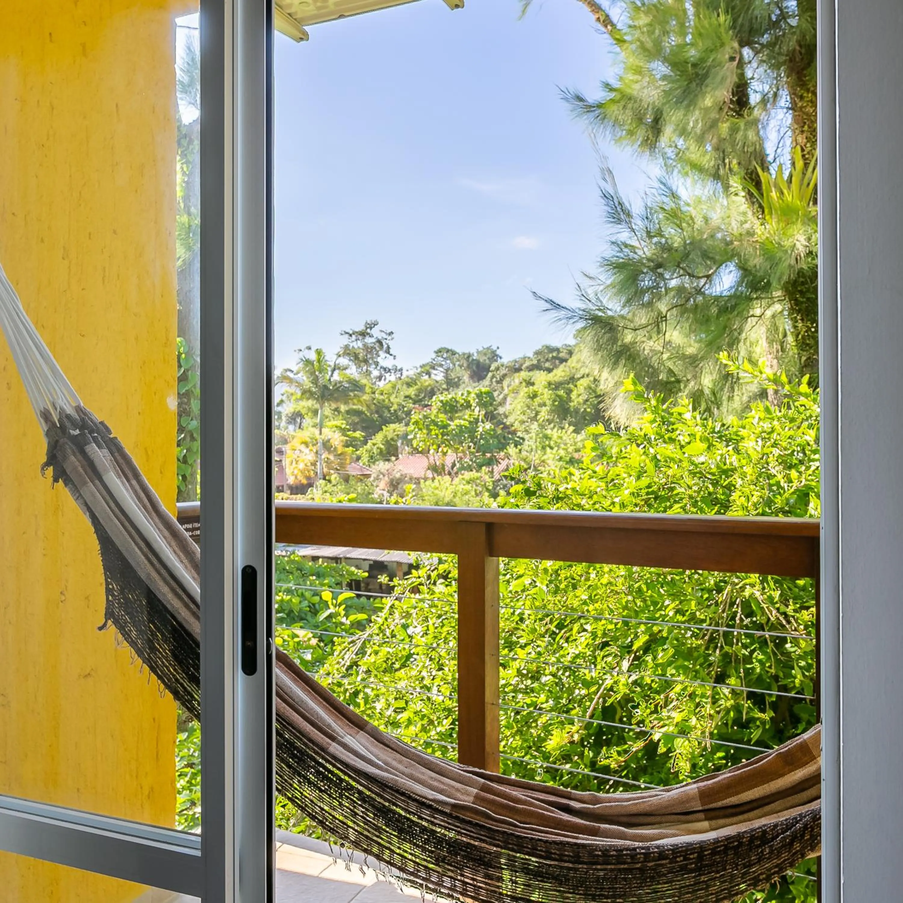 Penareia Floripa Beach Hotel