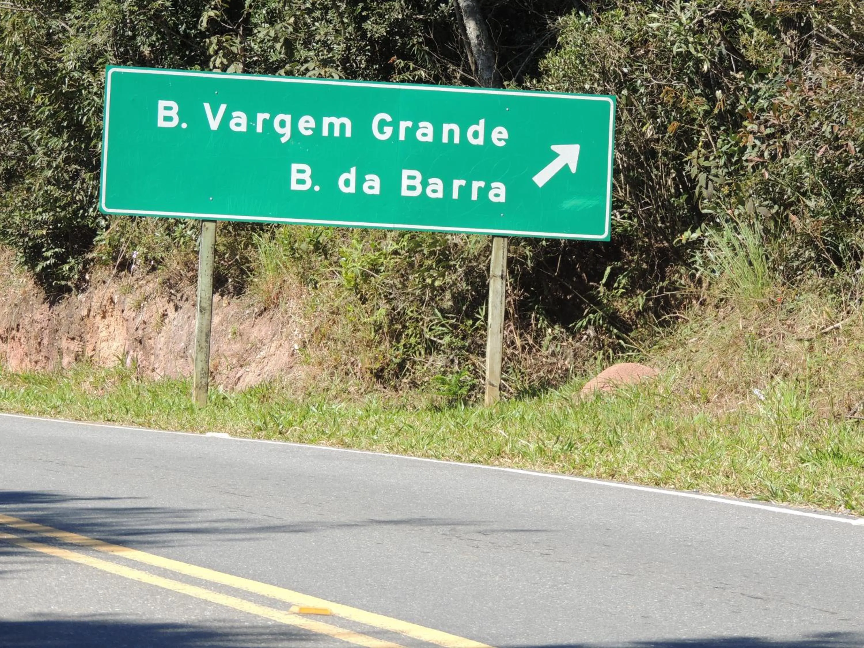 Logo/Certificate/Sign in Tô na Roça