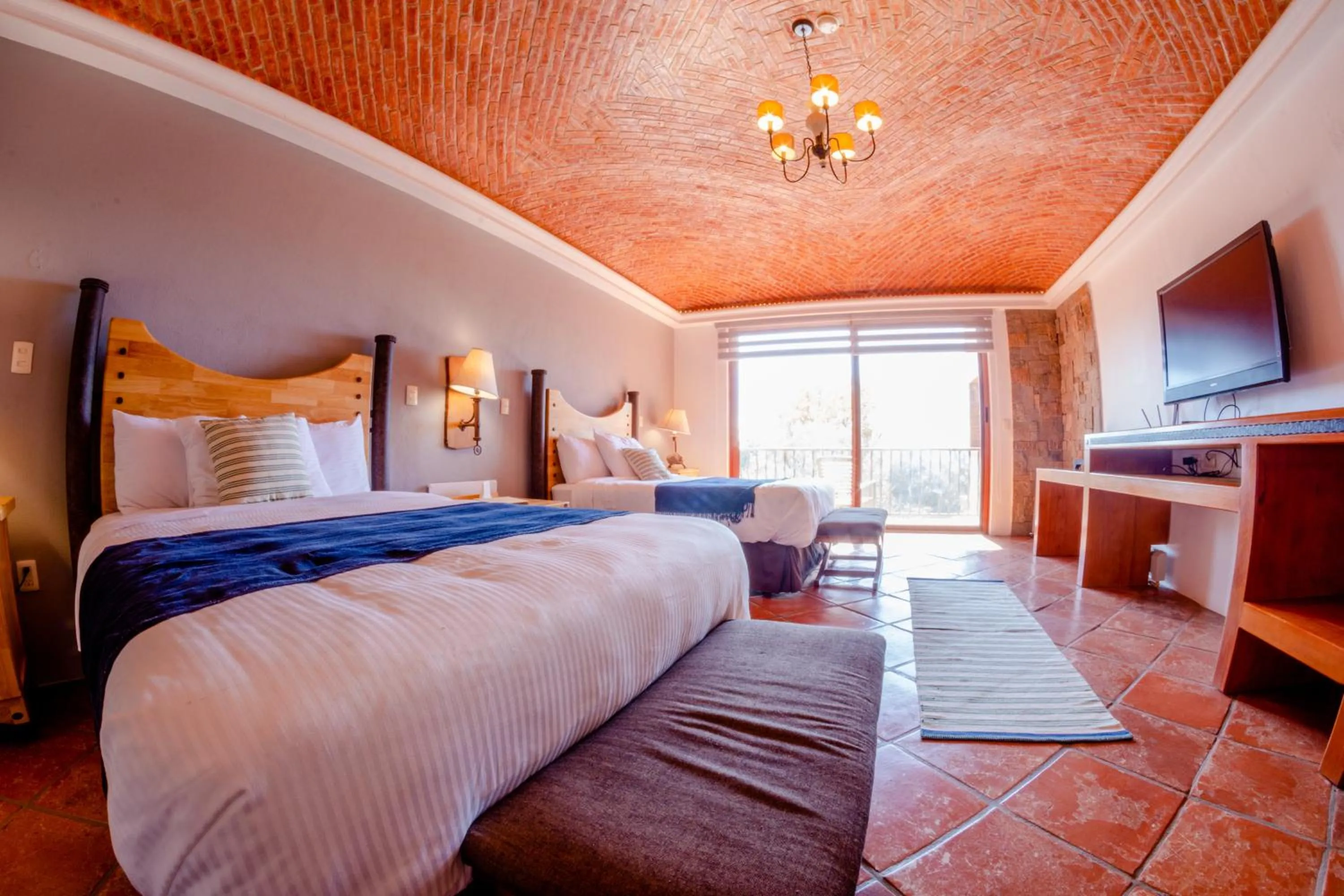 Photo of the whole room in Hotel Camino de Vinos