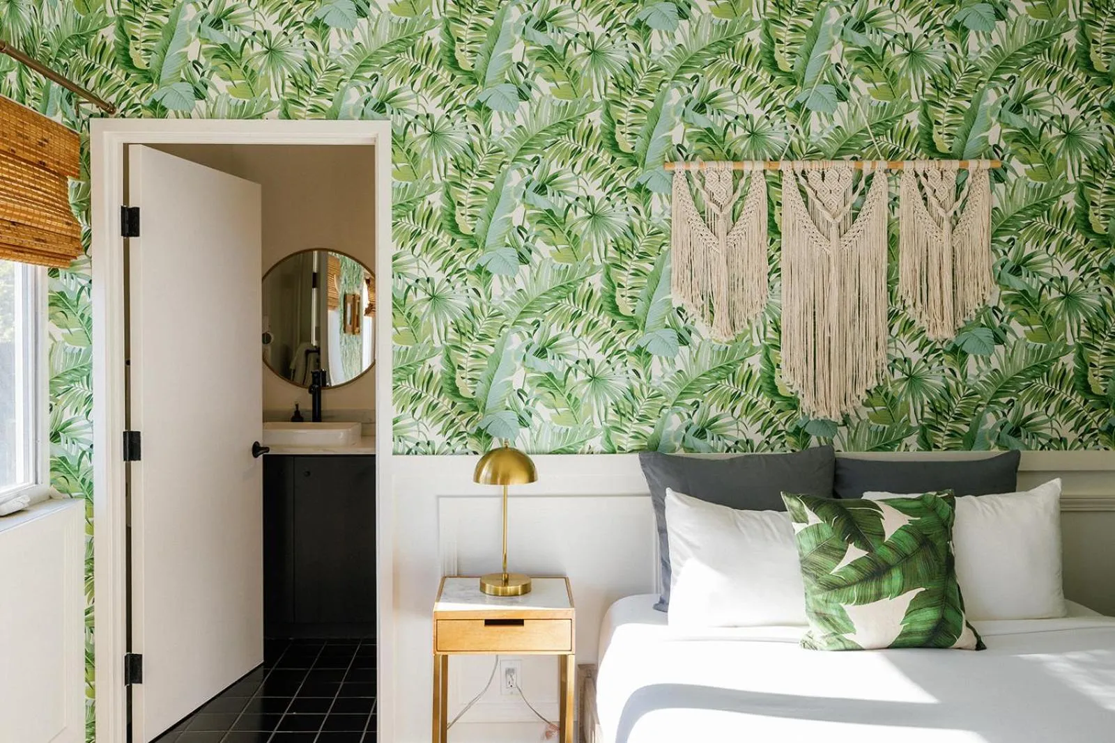 Bed in Noon on Sunset Hill