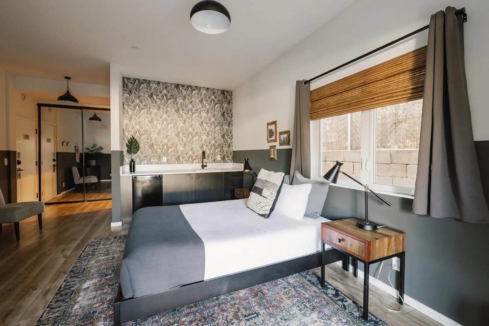 Bed in Noon on Sunset Hill