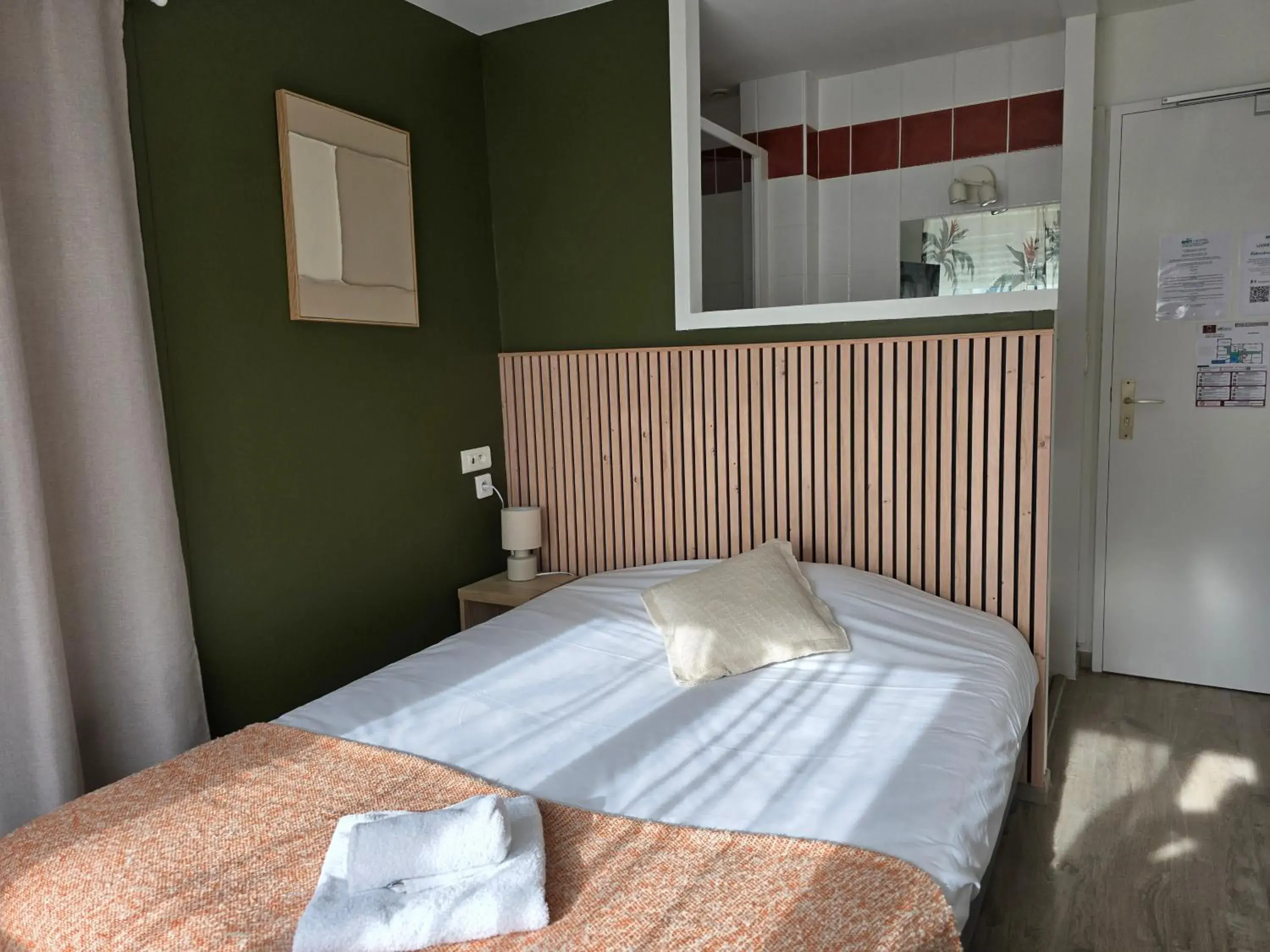 Standard Single Room in Brit Hotel des Halles Standard Single Room in Brit Hotel des Halles