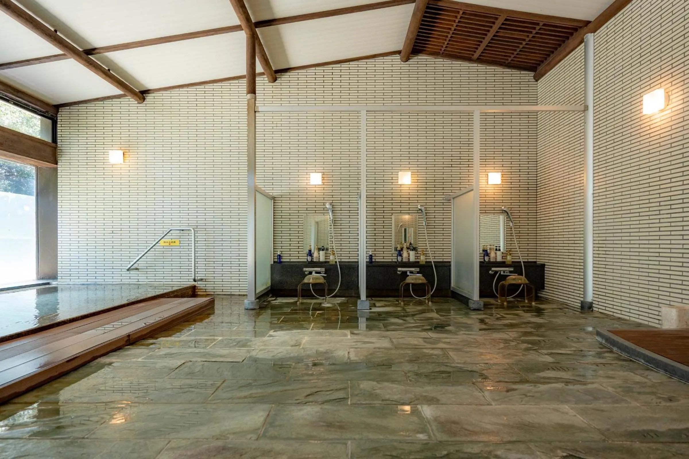 Hot Spring Bath in Southern Cross Resort