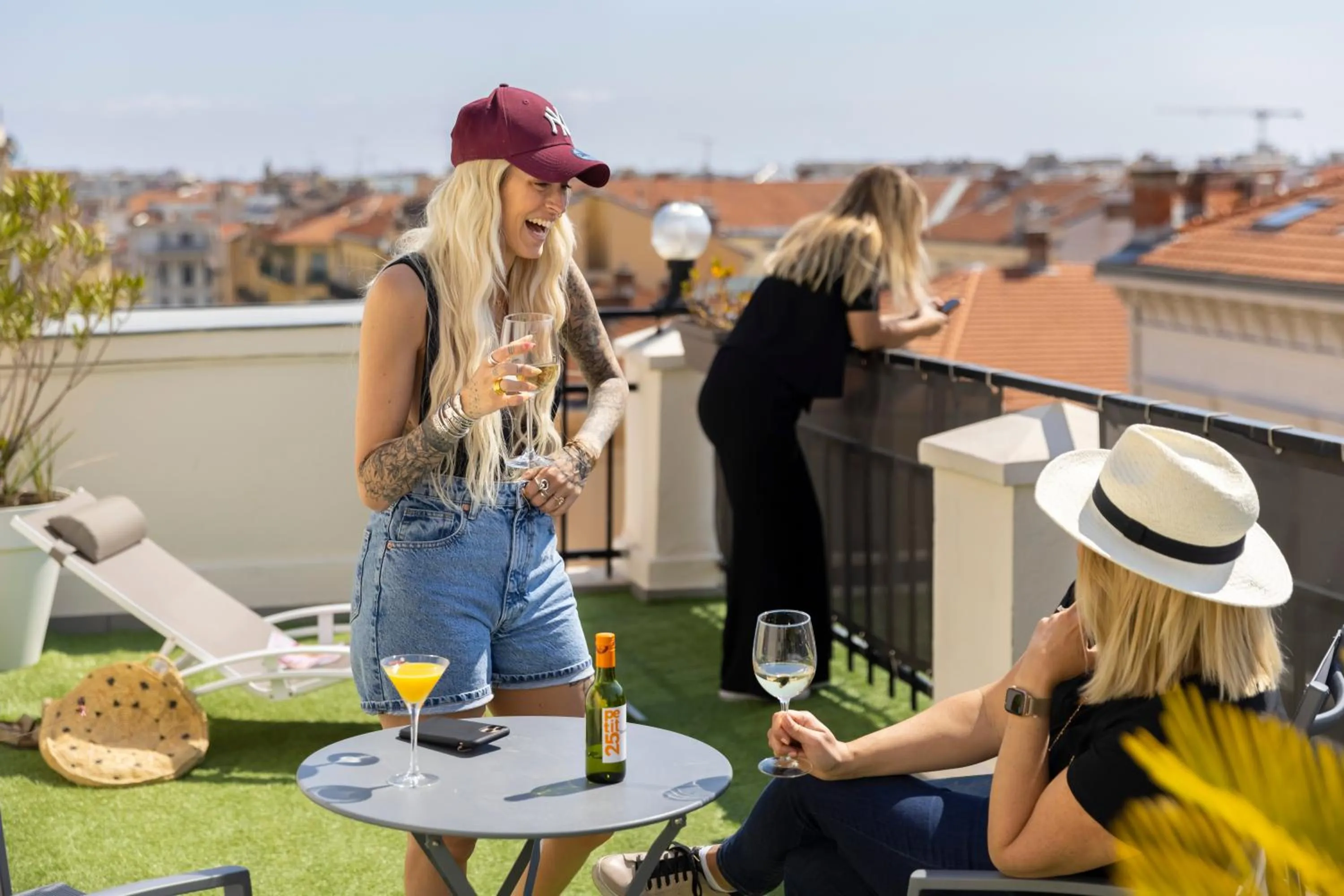 Balcony/Terrace in Hôtel Byakko Nice