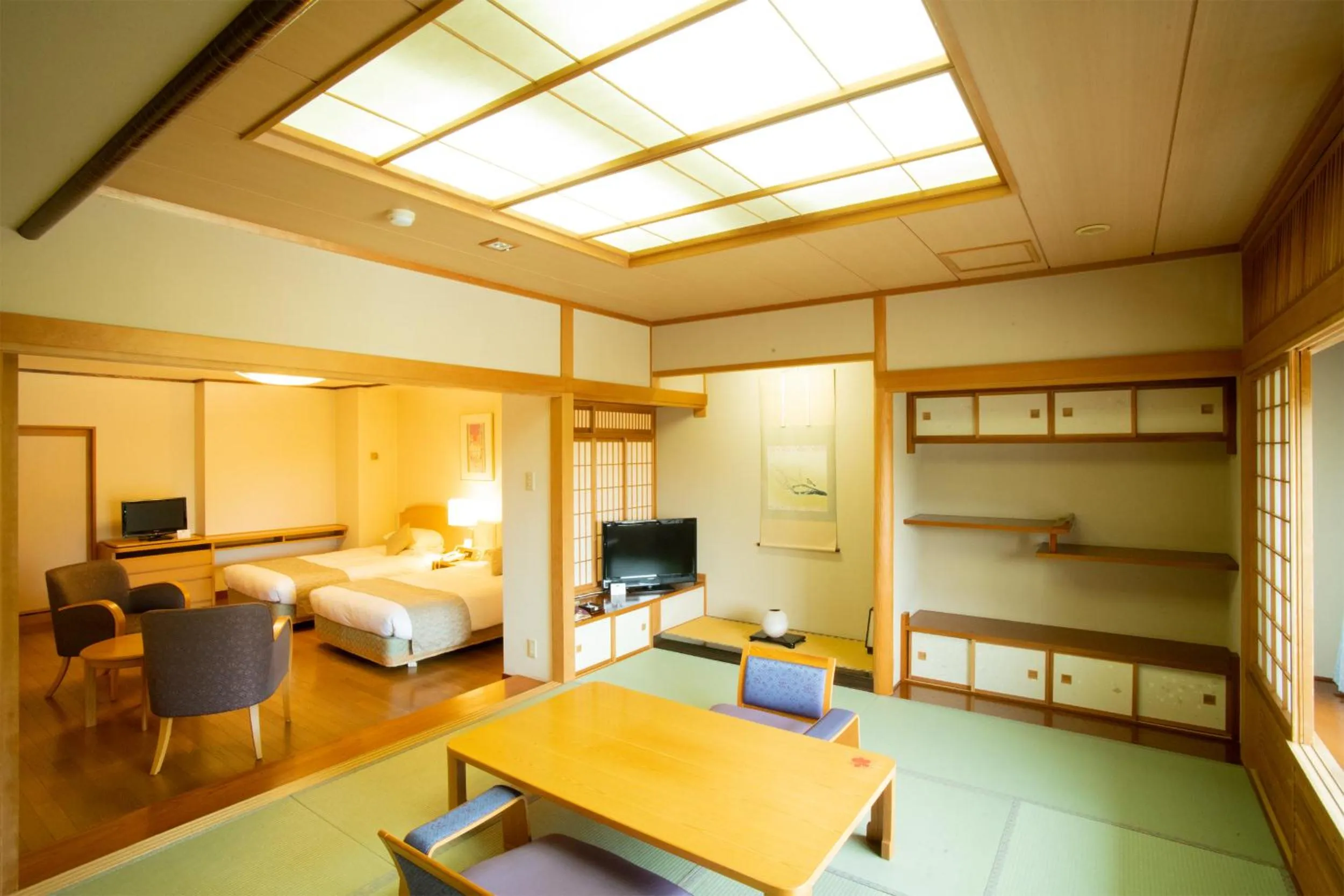 Junior Suite with Mountain View in Oehonke