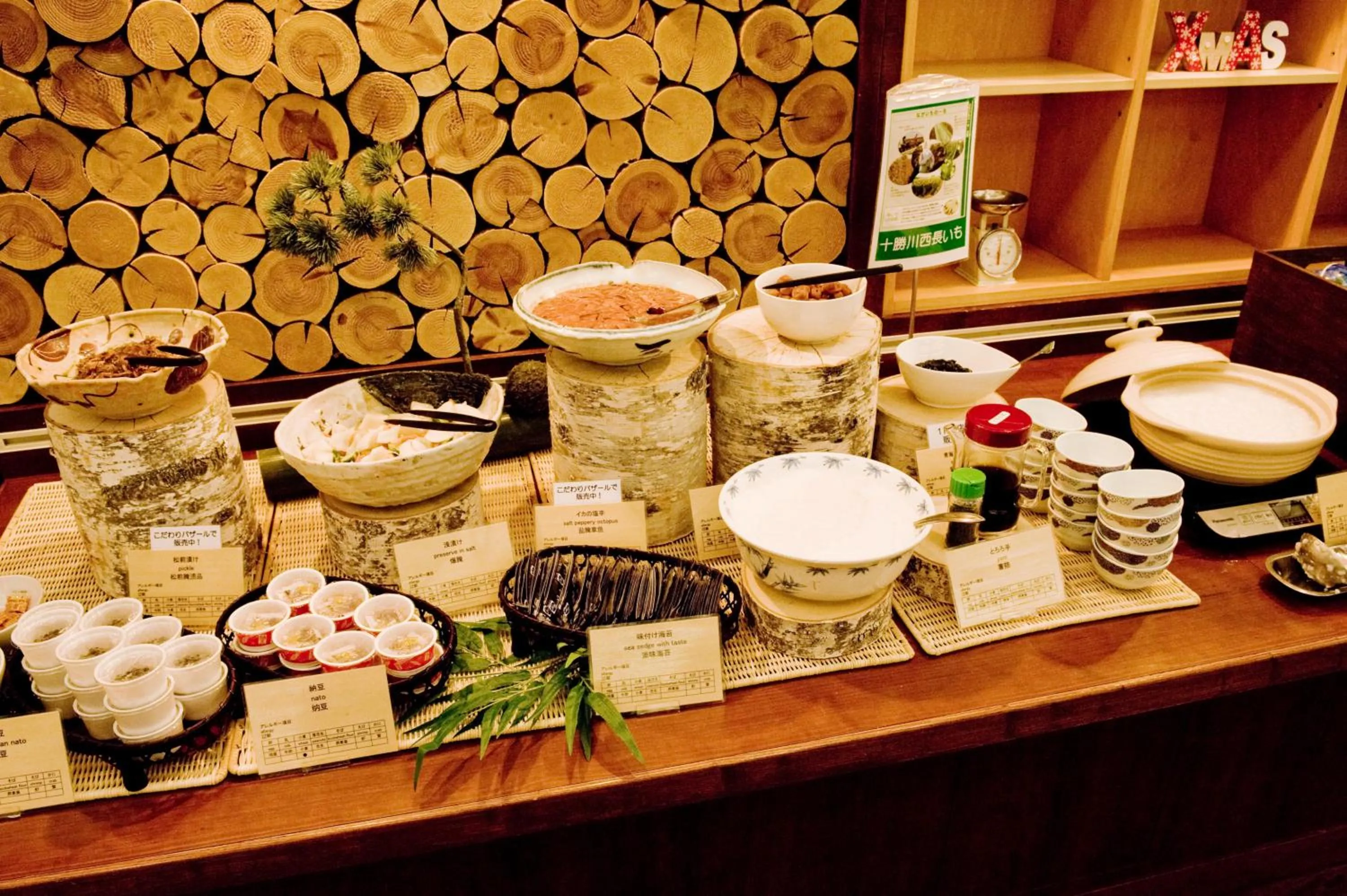 Buffet breakfast in Oehonke