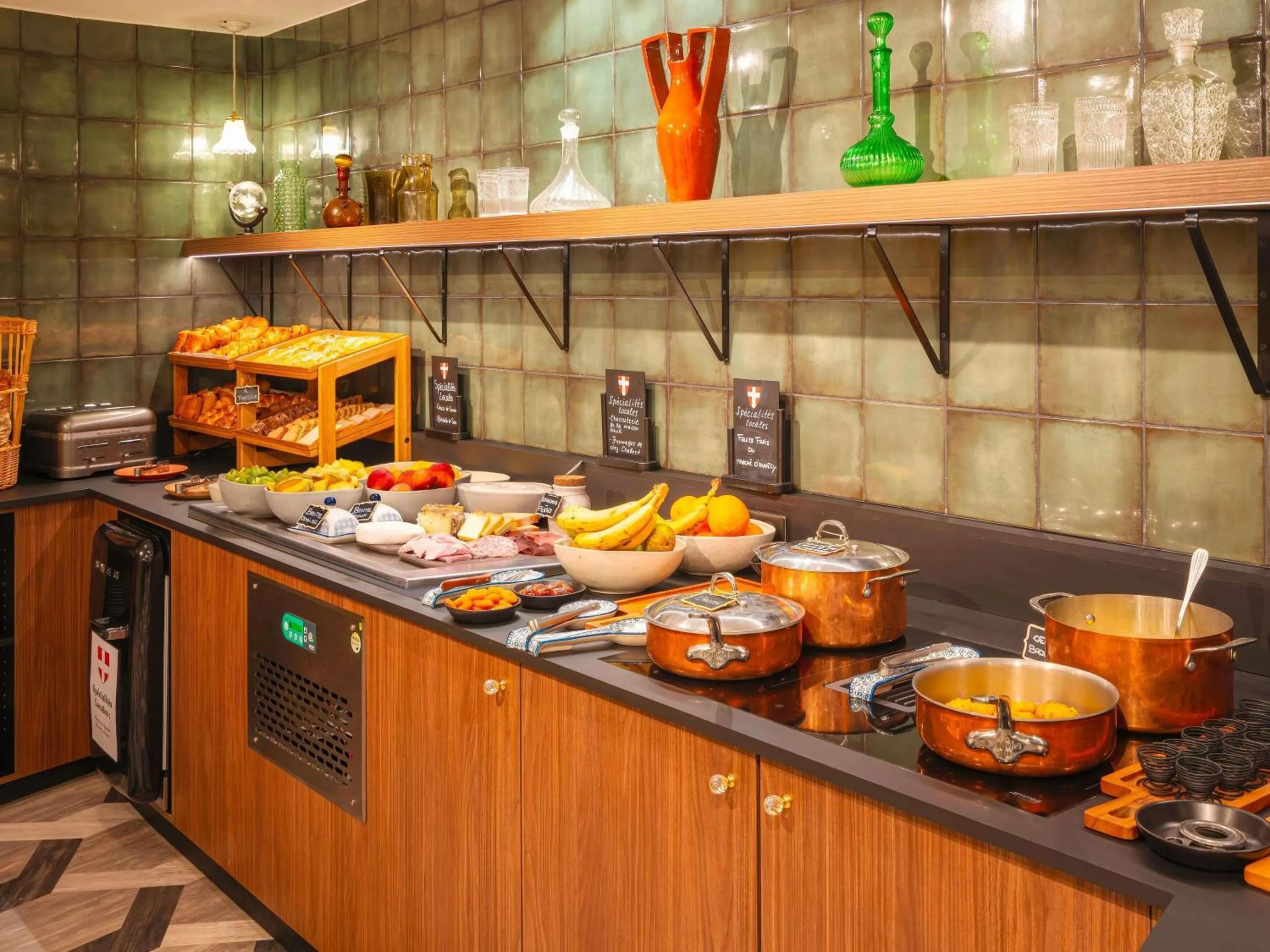 Property building in Le Splendid Hotel Lac D'Annecy - Handwritten Collection