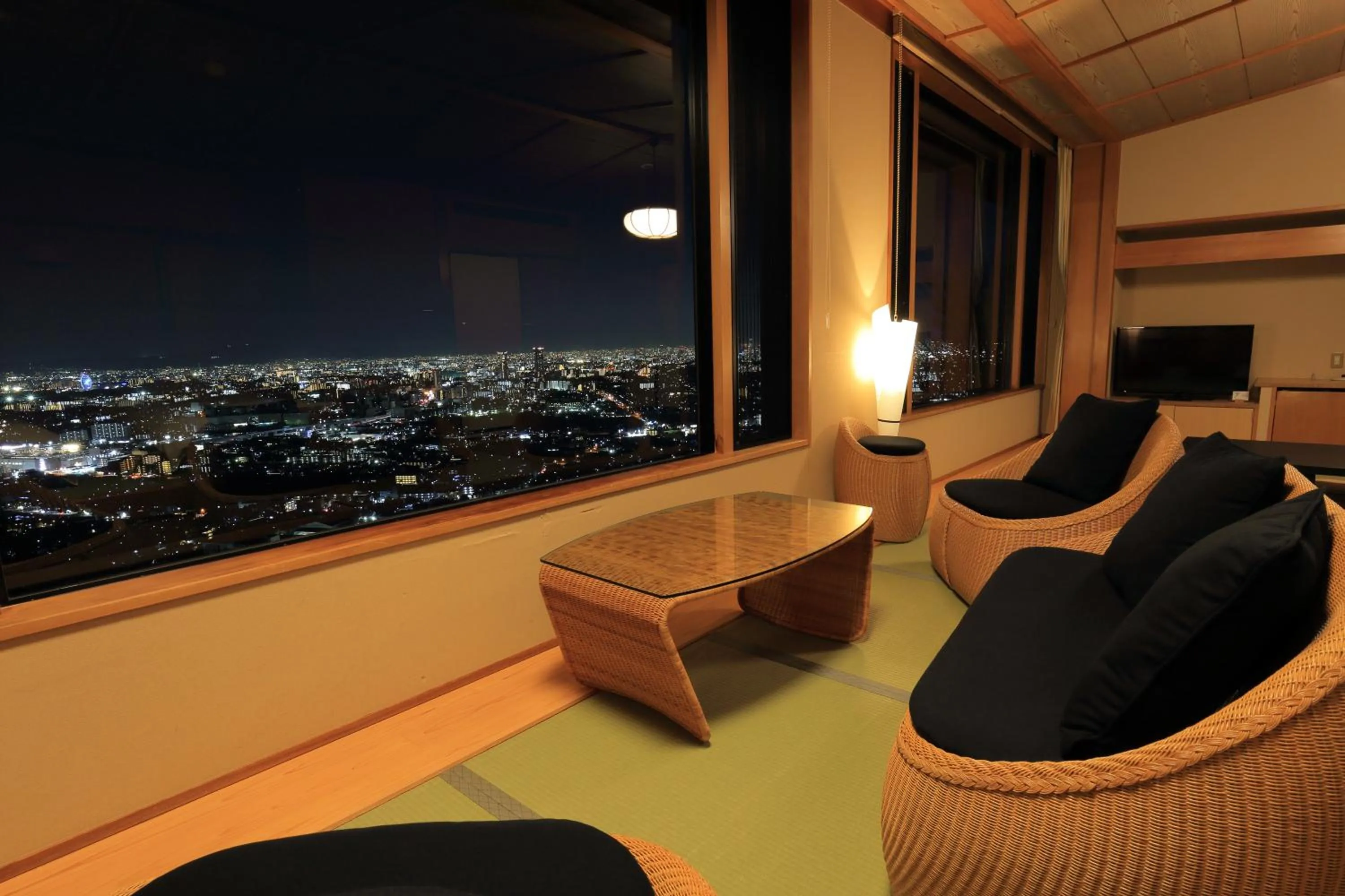 山荘 風の杜 Sanso Kazenomori