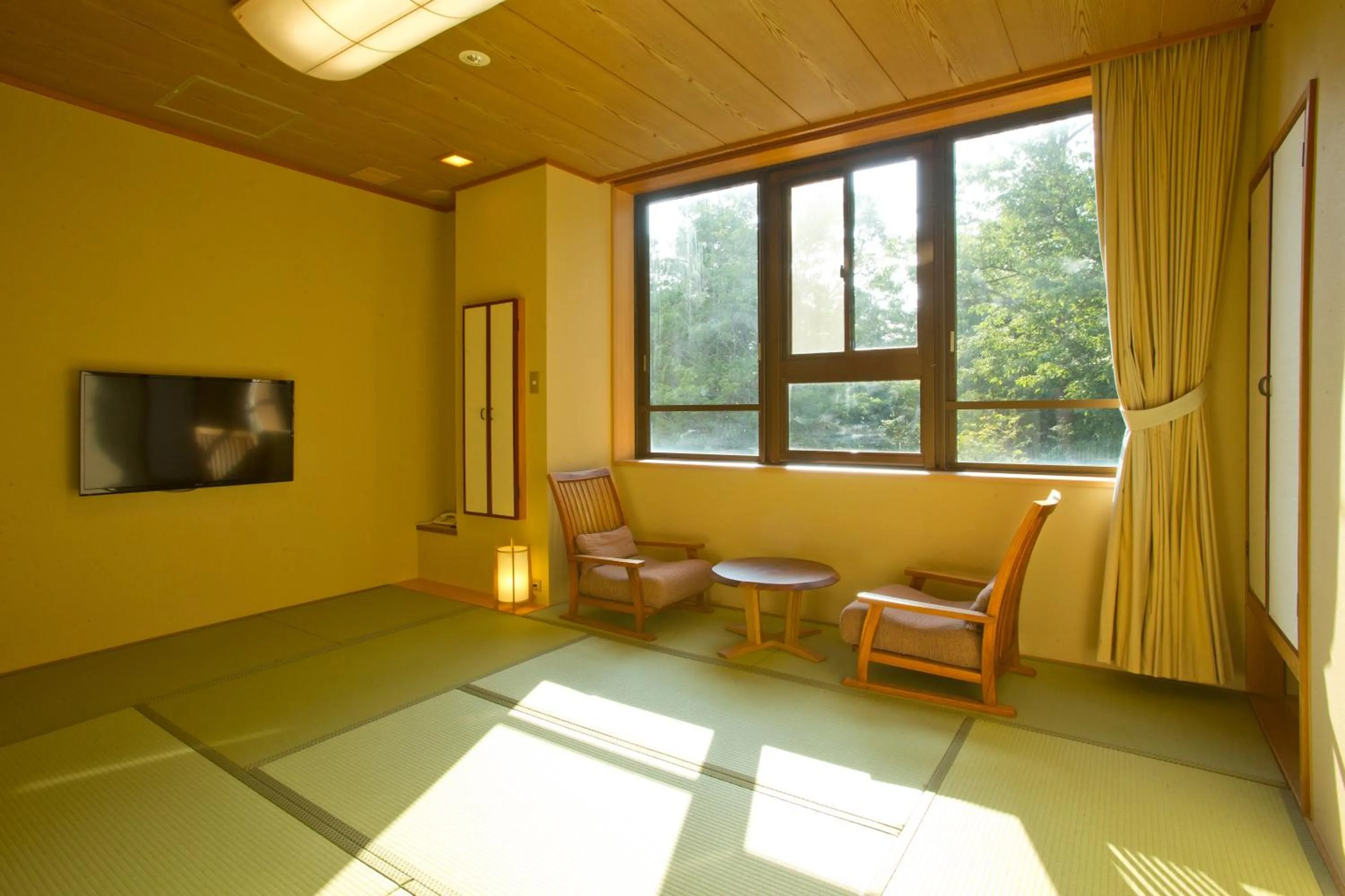 山荘 風の杜 Sanso Kazenomori