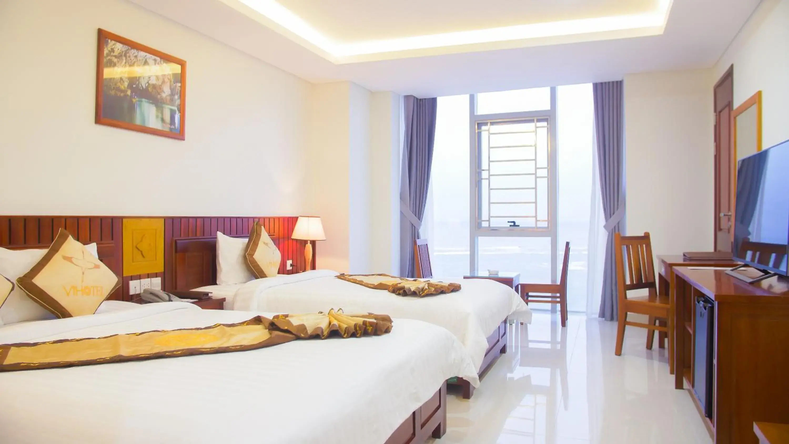 Twin Room with Sea View in Vinh Hoang Hotel Twin Room with Sea View in Vinh Hoang Hotel