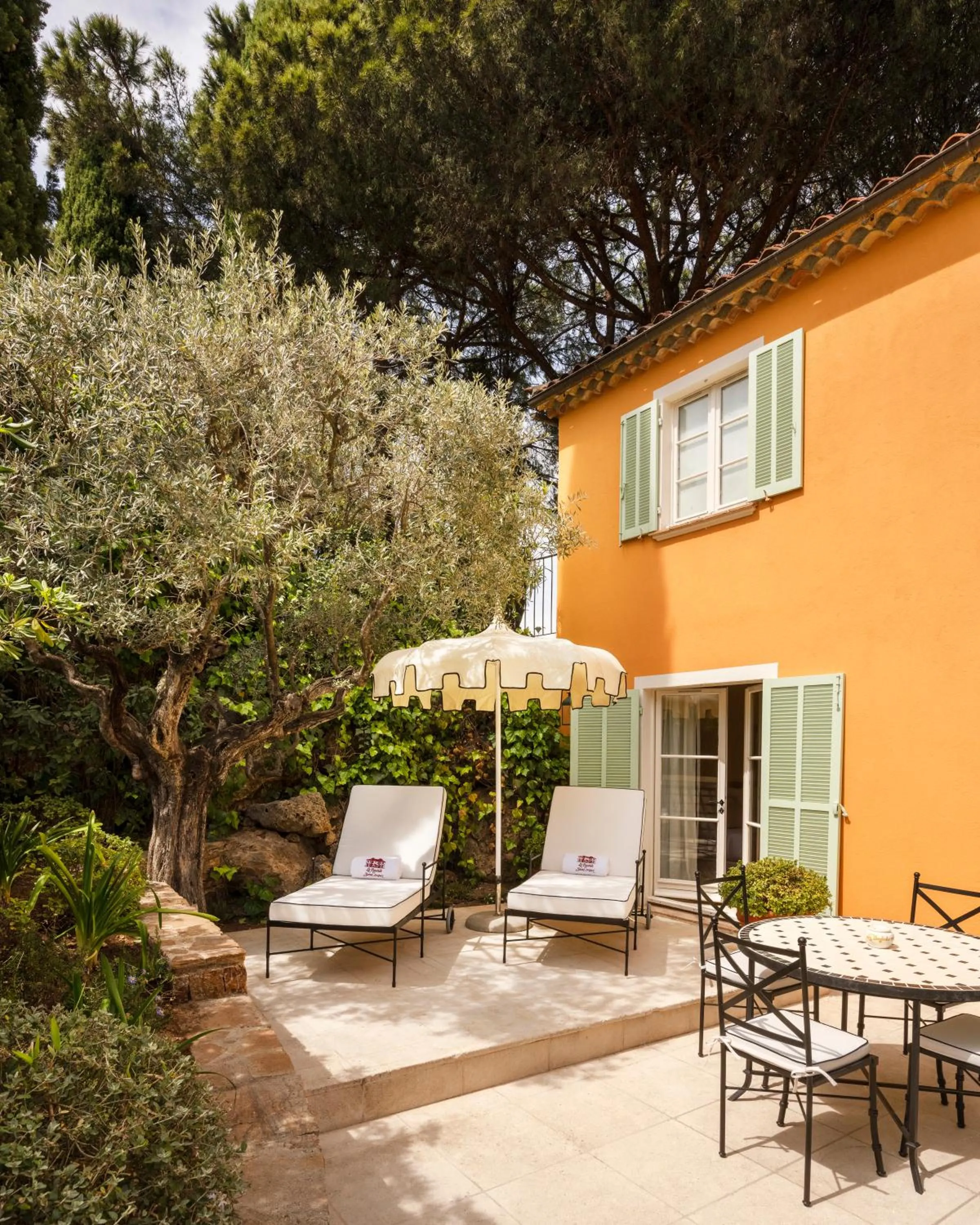 Garden view in La Bastide de Saint Tropez