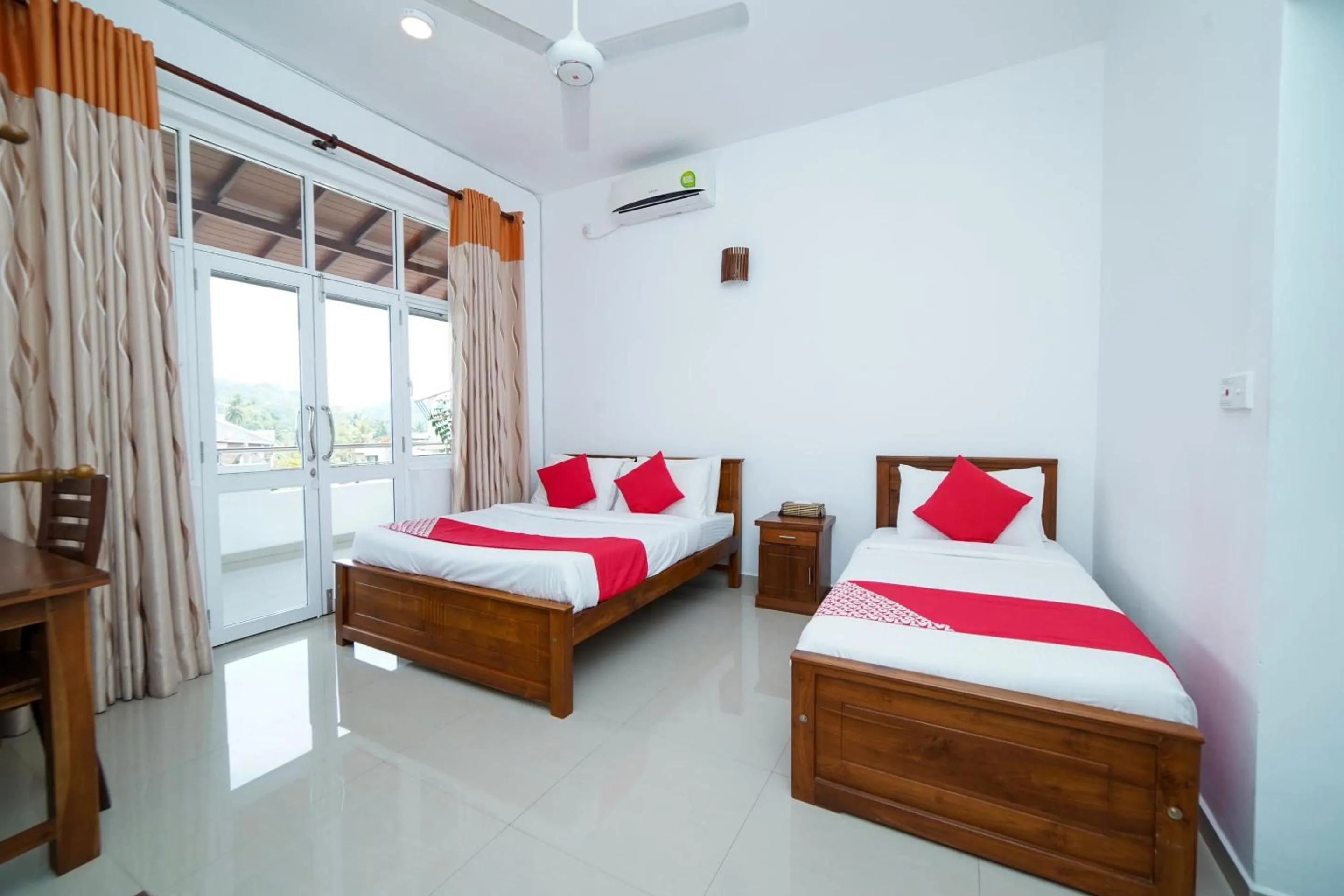 Bedroom, Bed in Dazzling Villa