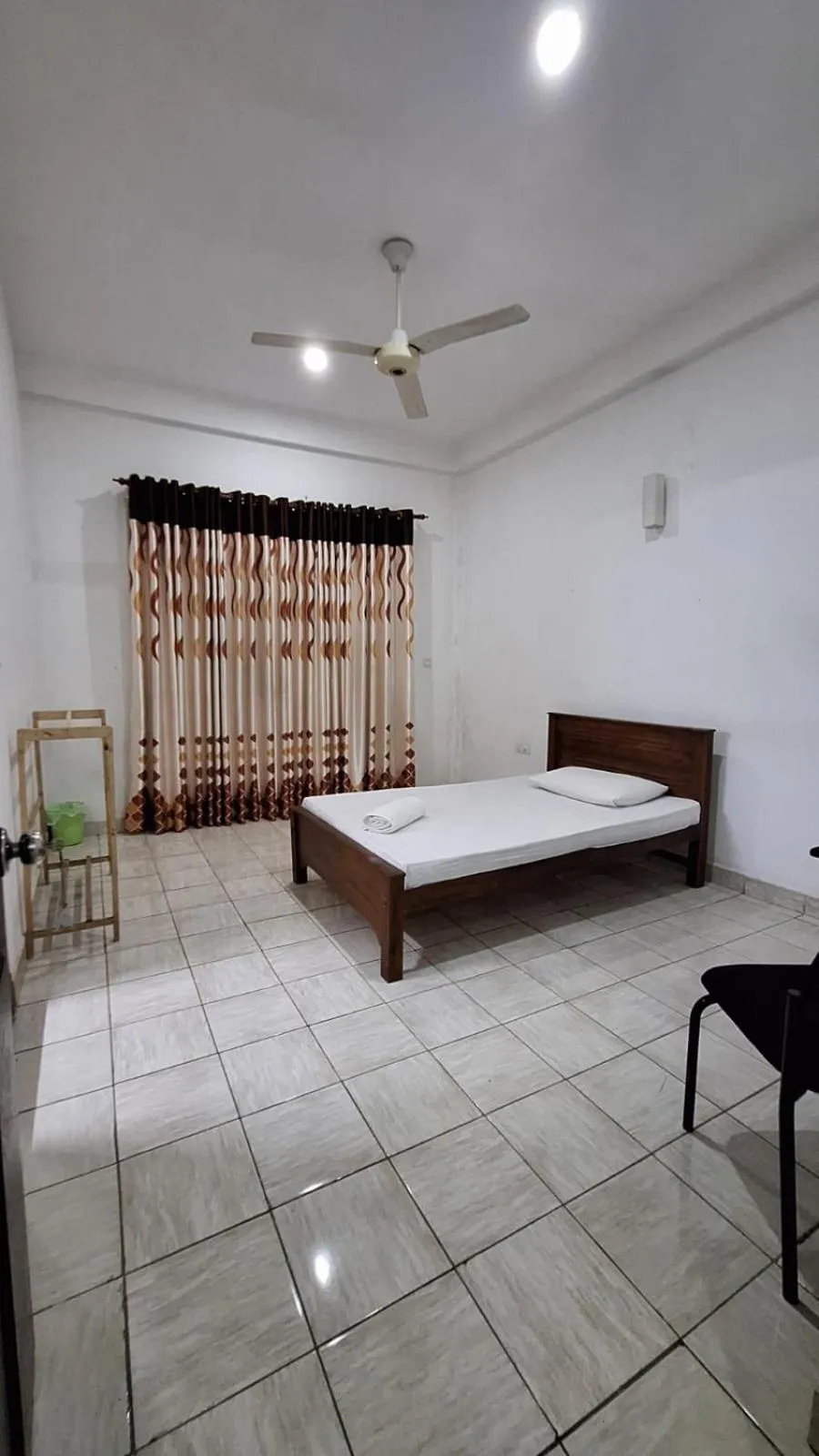 Bed in Dazzling Villa