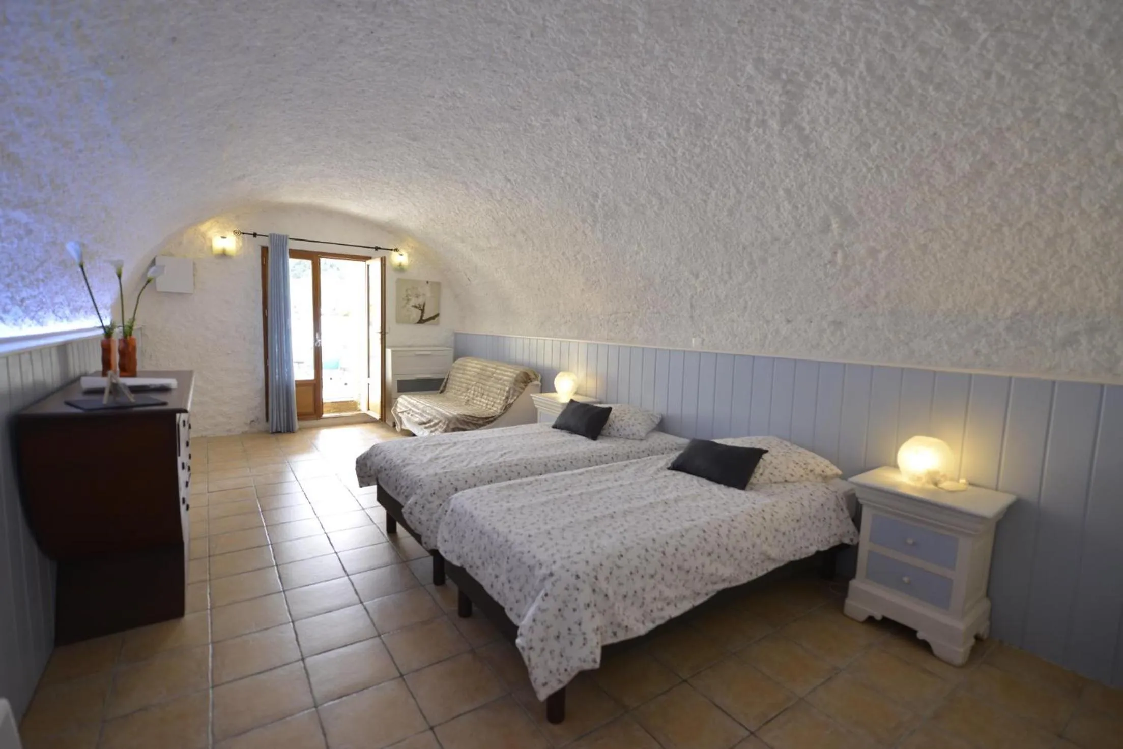 Bed in Au Grand Bonheur