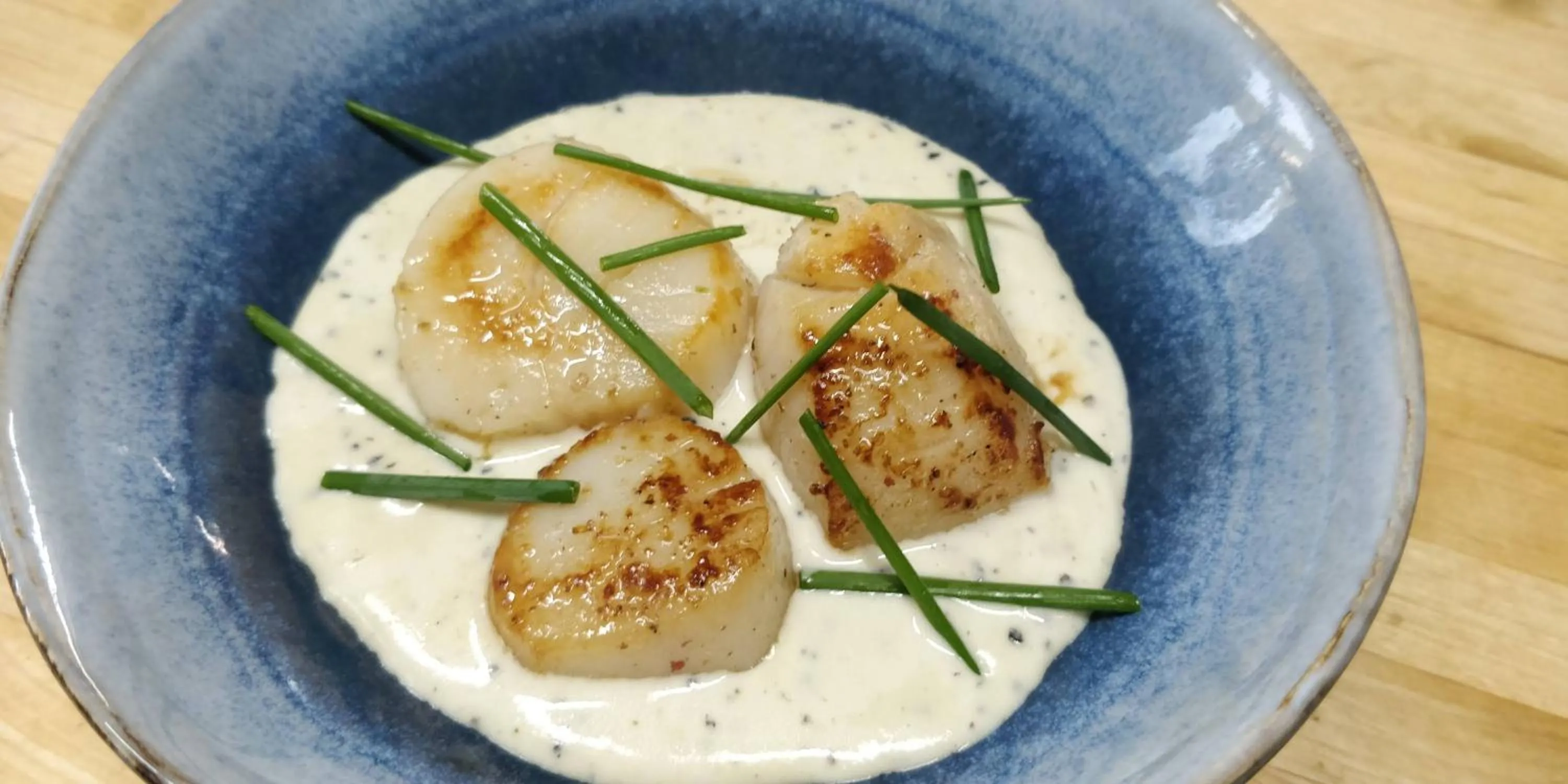 Restaurant/places to eat in Au Grand Bonheur