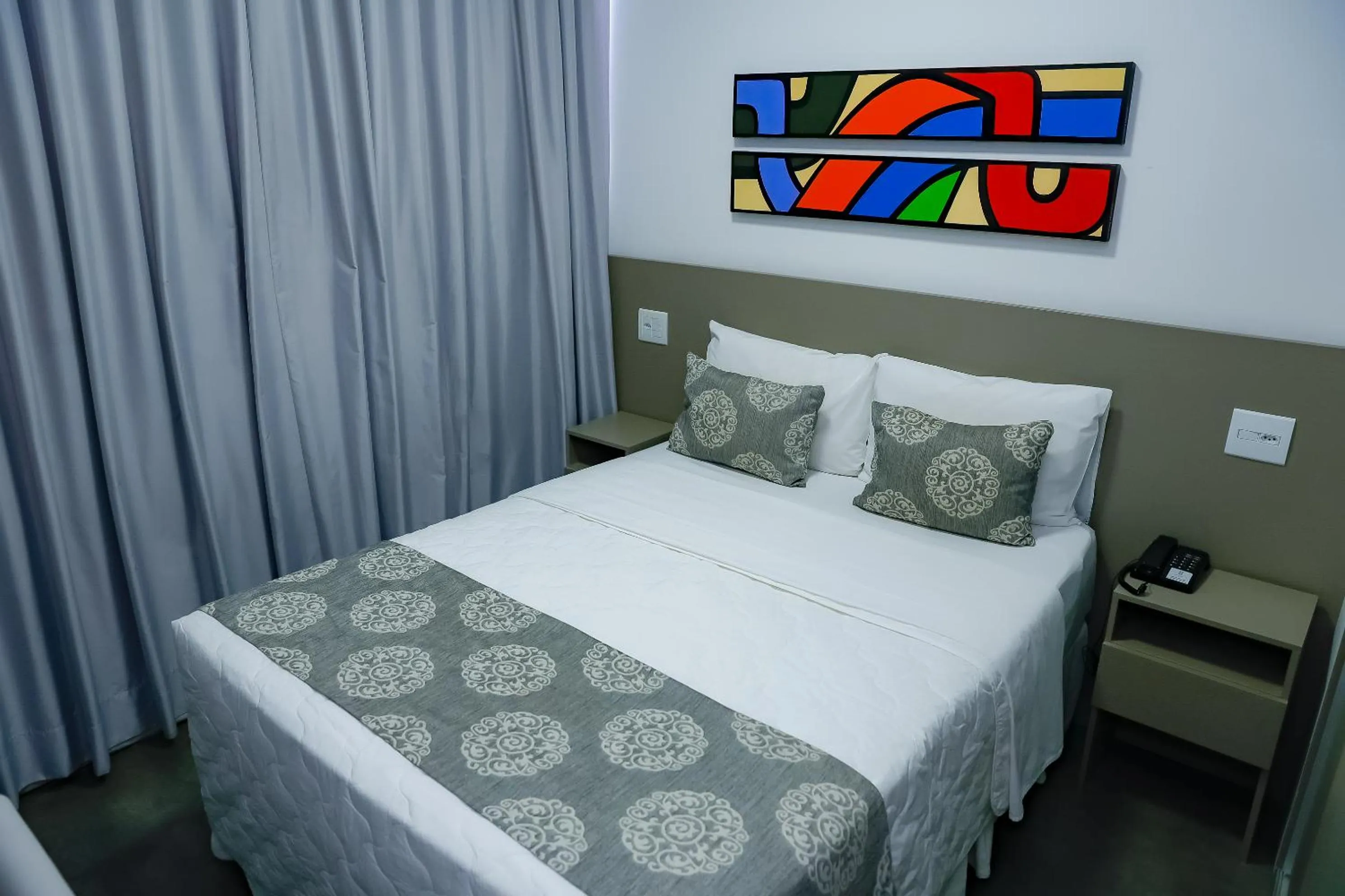 Bed in Verona Tower Hotel