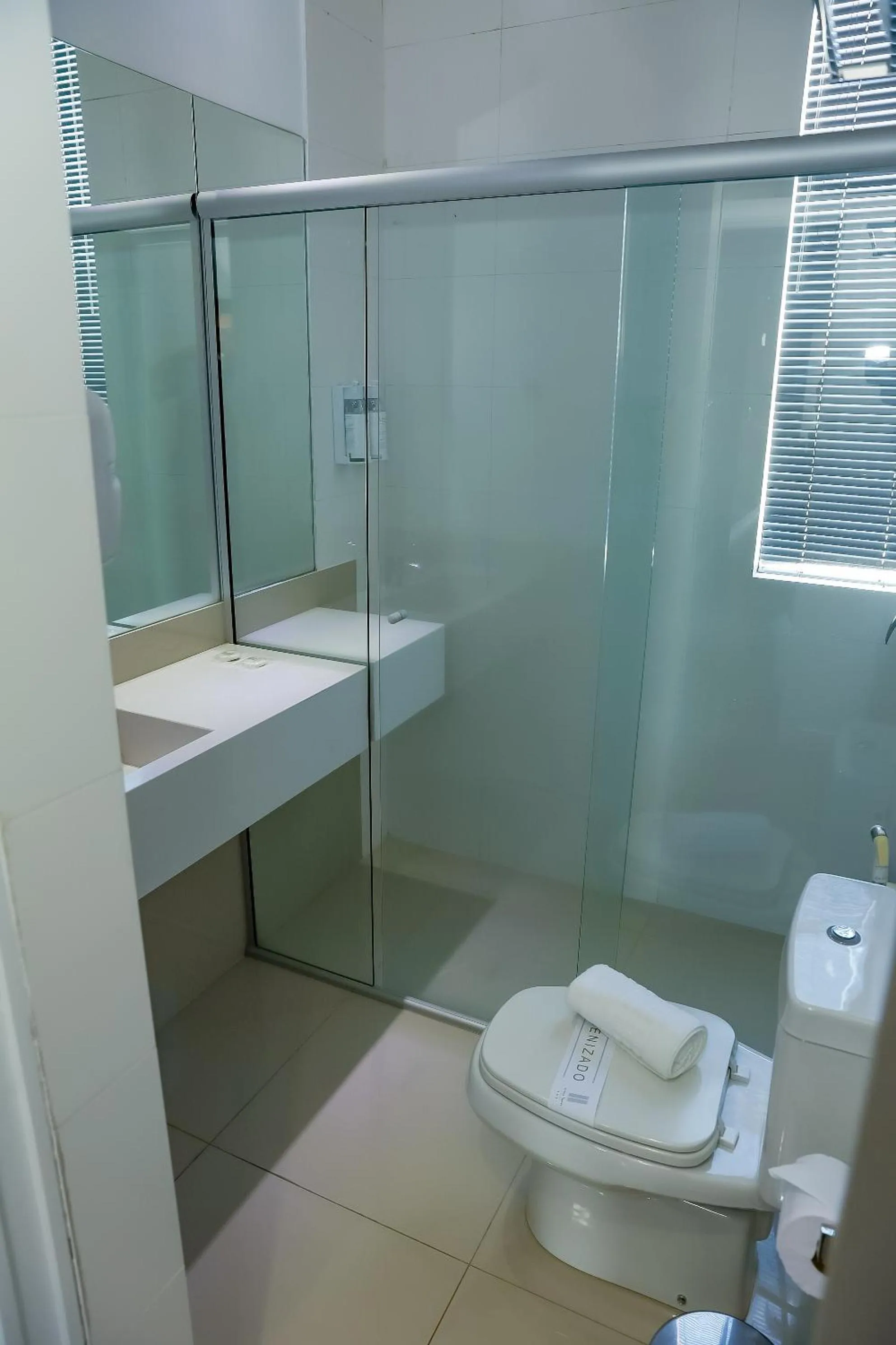 Bathroom in Verona Tower Hotel