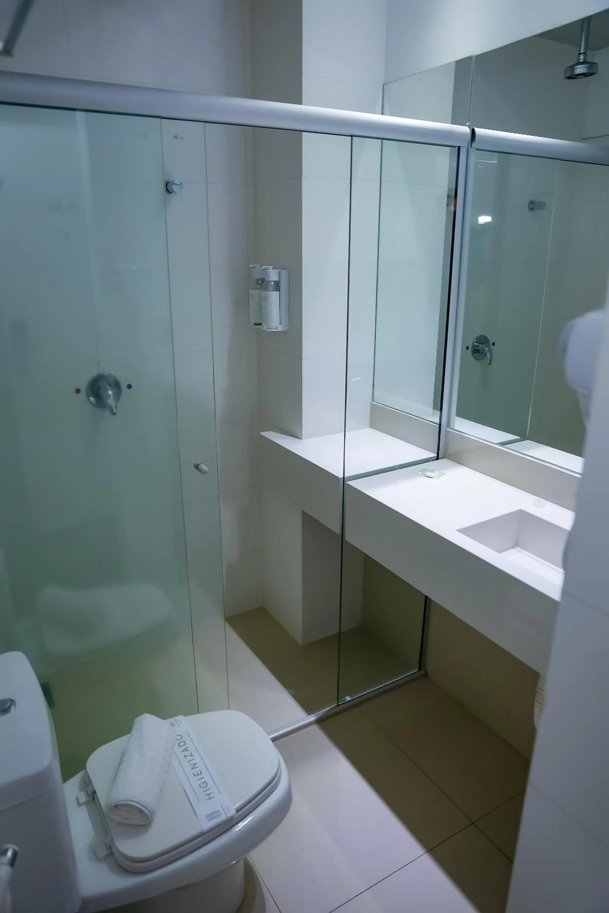 Bathroom in Verona Tower Hotel