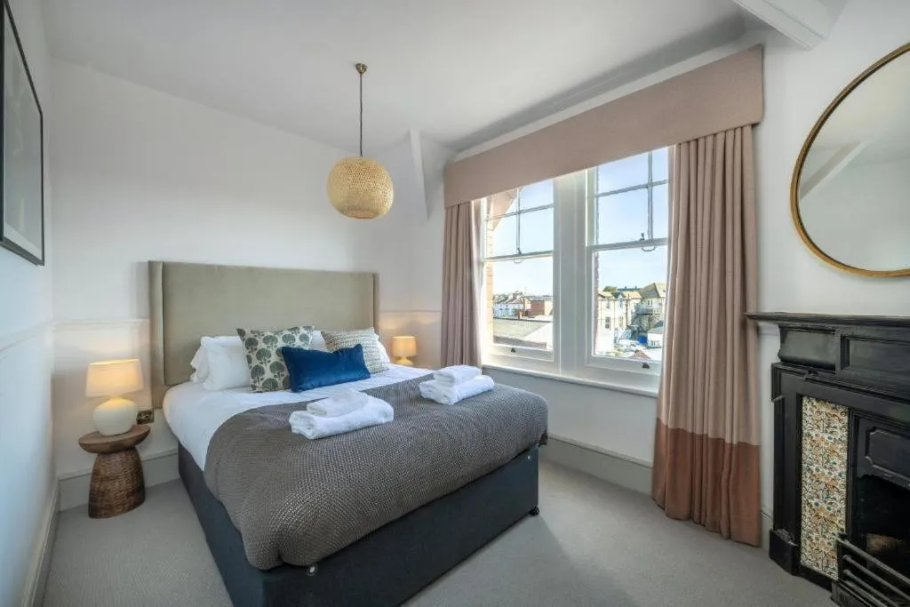 Bed in The Railway Hotel Worthing