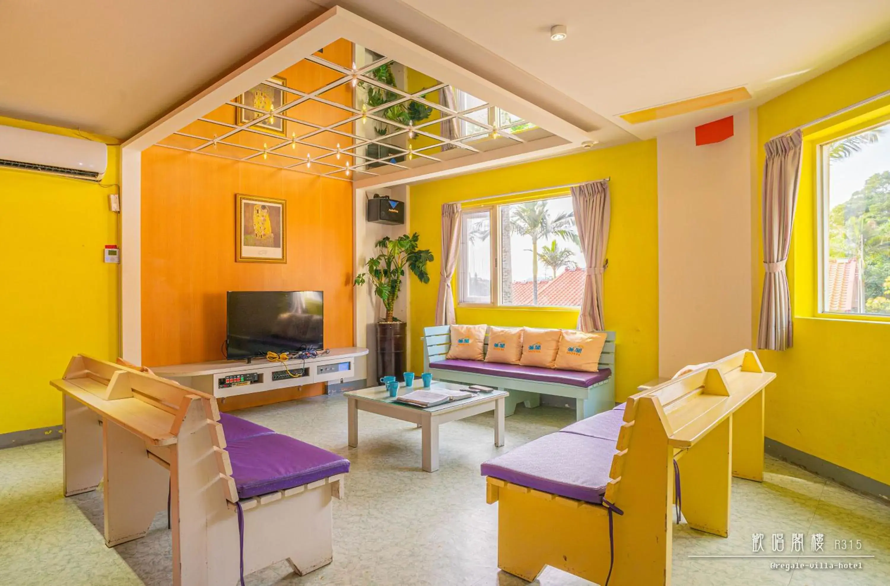 Deluxe Quadruple Room (Check-in after 18:00) in Regale Motel Deluxe Quadruple Room (Check-in after 18:00) in Regale Motel