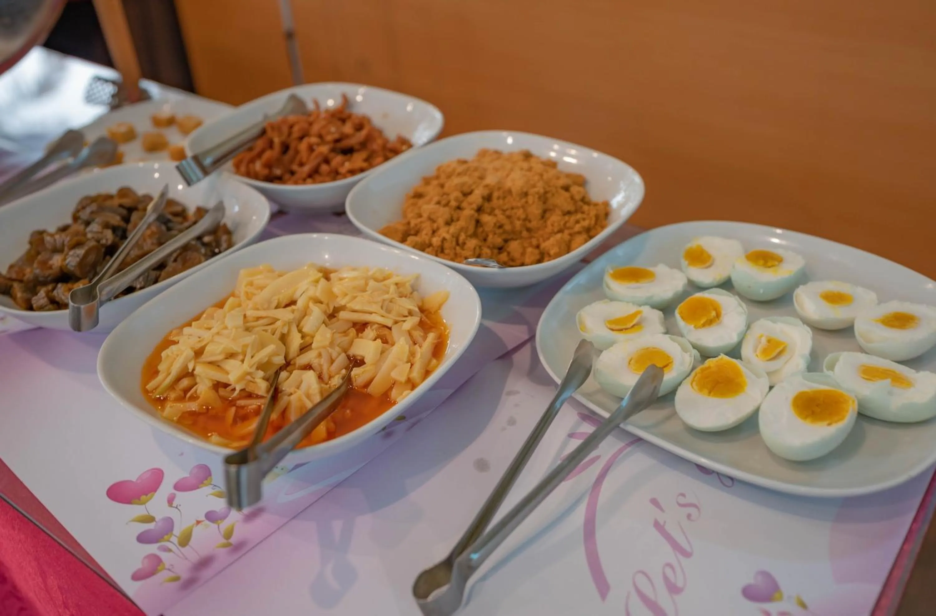 Breakfast in Regale Motel