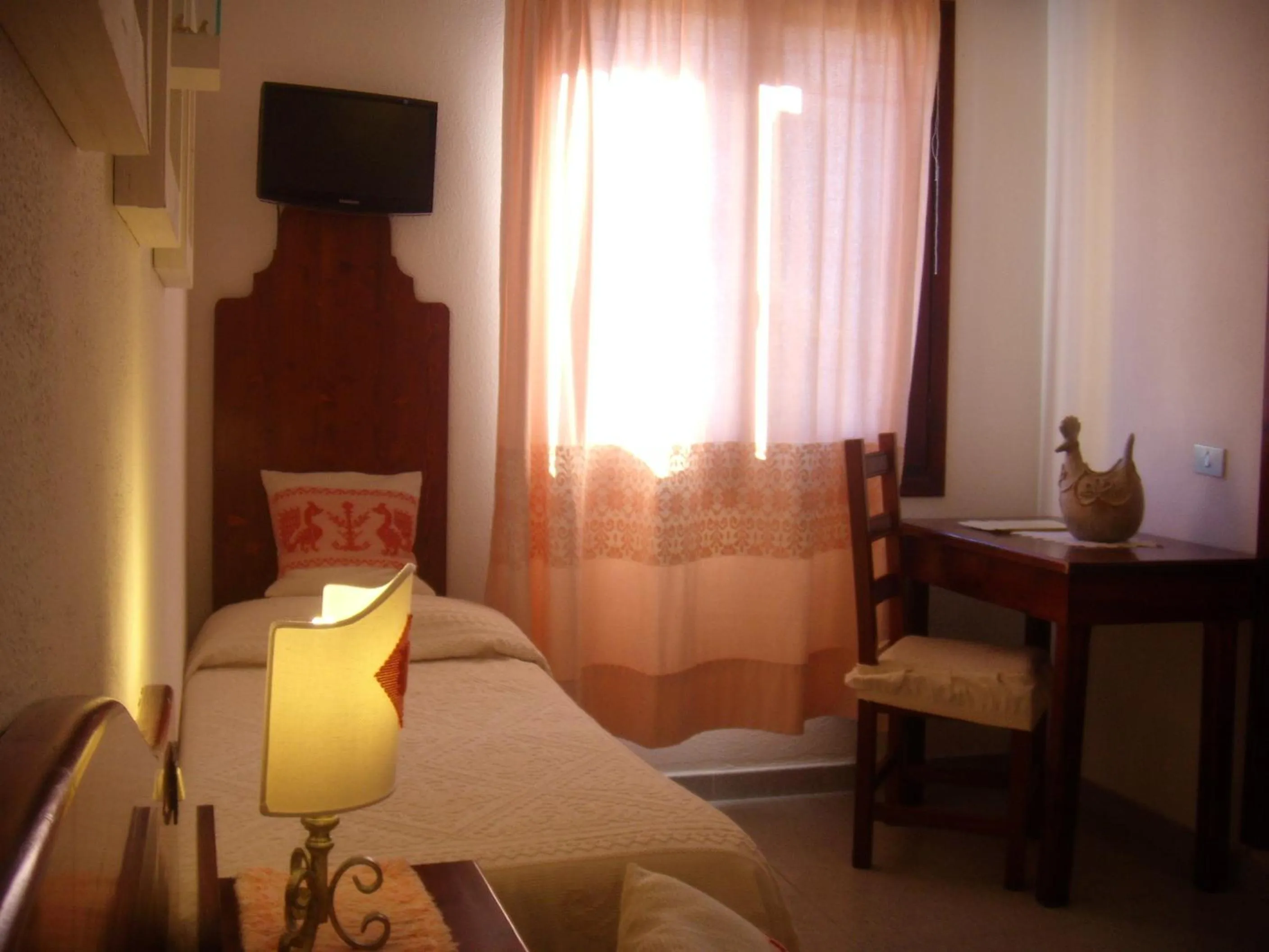 Photo of the whole room in Hotel S'Ortale Possibilità di Parcheggio interno e Ristorante all'aperto